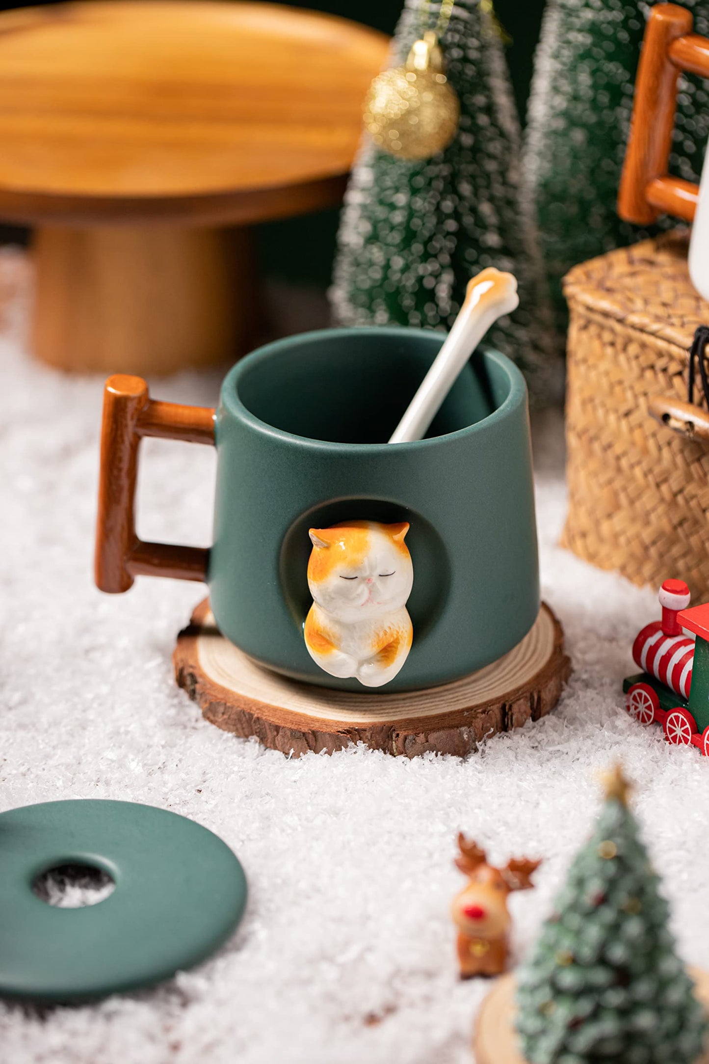Adorable 3D Ceramic Cat Mug with Lid and Spoon - Perfect for Coffee, Tea, Milk, and More - Ideal Gift for Animal Lovers - 14 Ounces (Green)