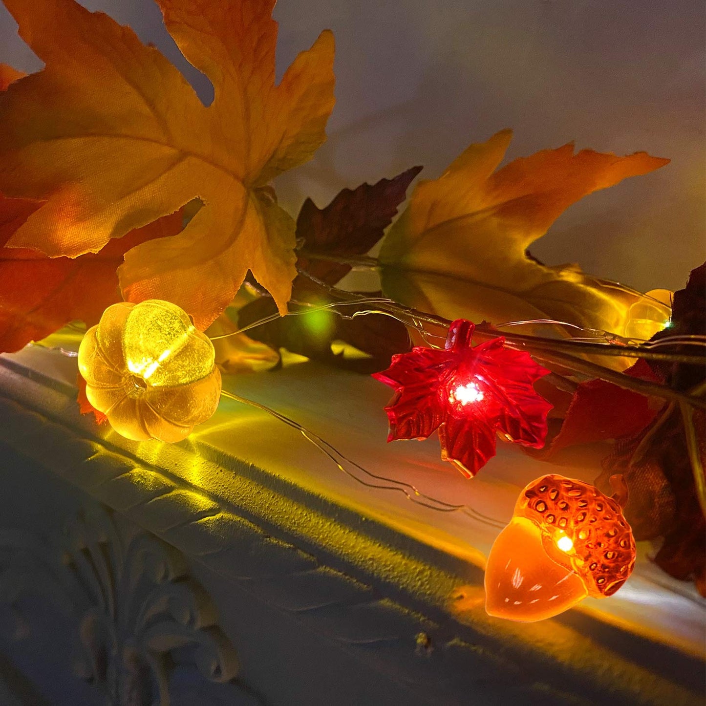 TURNMEON Fall Decor 30LED/10Ft 3D Pumpkin Lights Fall Thanksgiving Decorations, 3 in 1 Battery Powered Fall Lights Pumpkin Decor, Fall Garland Lights Indoor Outdoor Thanksgiving Halloween Decor Autumn