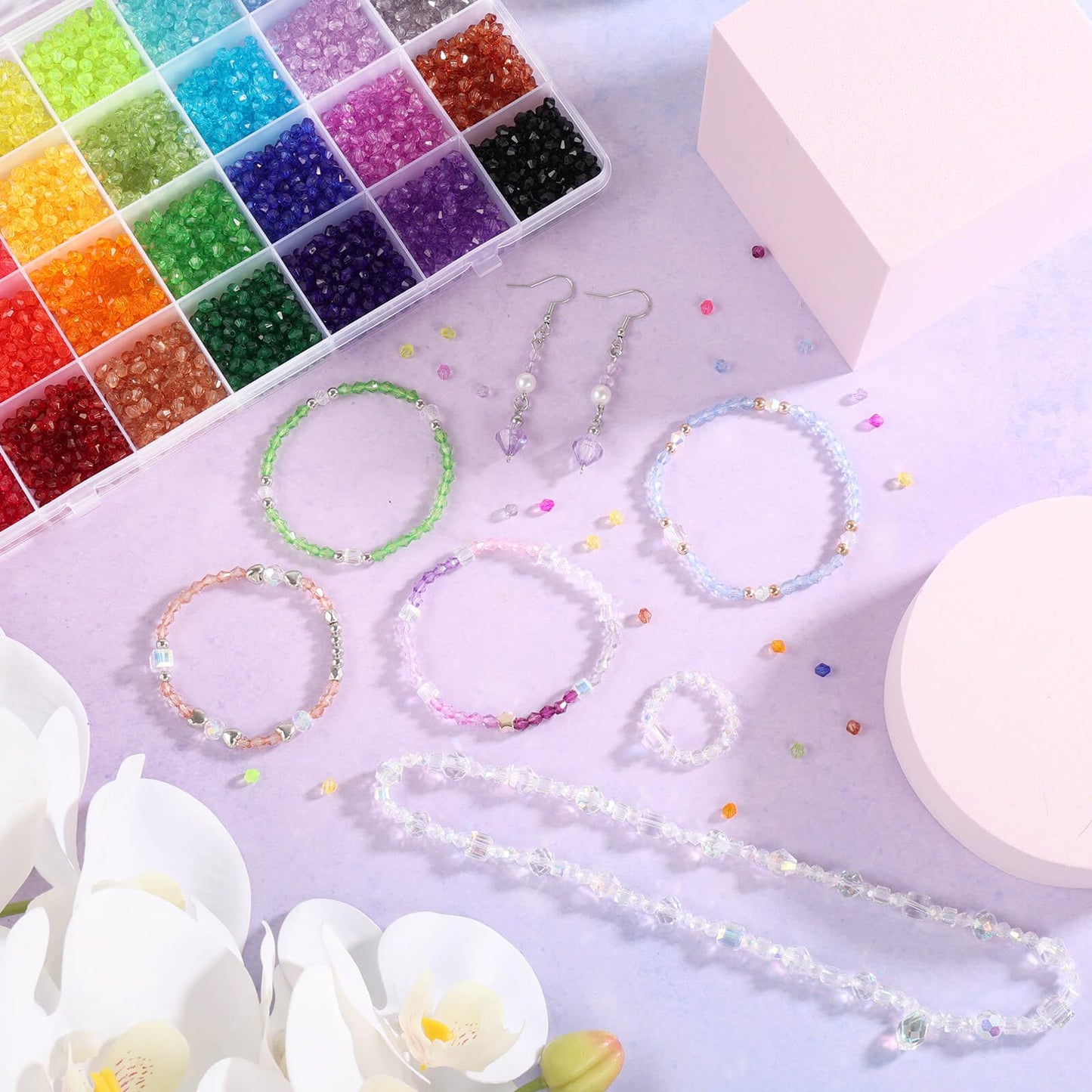 5600Pcs Crystal Beads for Jewelry Making, Tiny Crystal Acrylic Beads Faceted Craft Beads Bicone Gem Beads Jewel for Jewelry Making (4 MM)