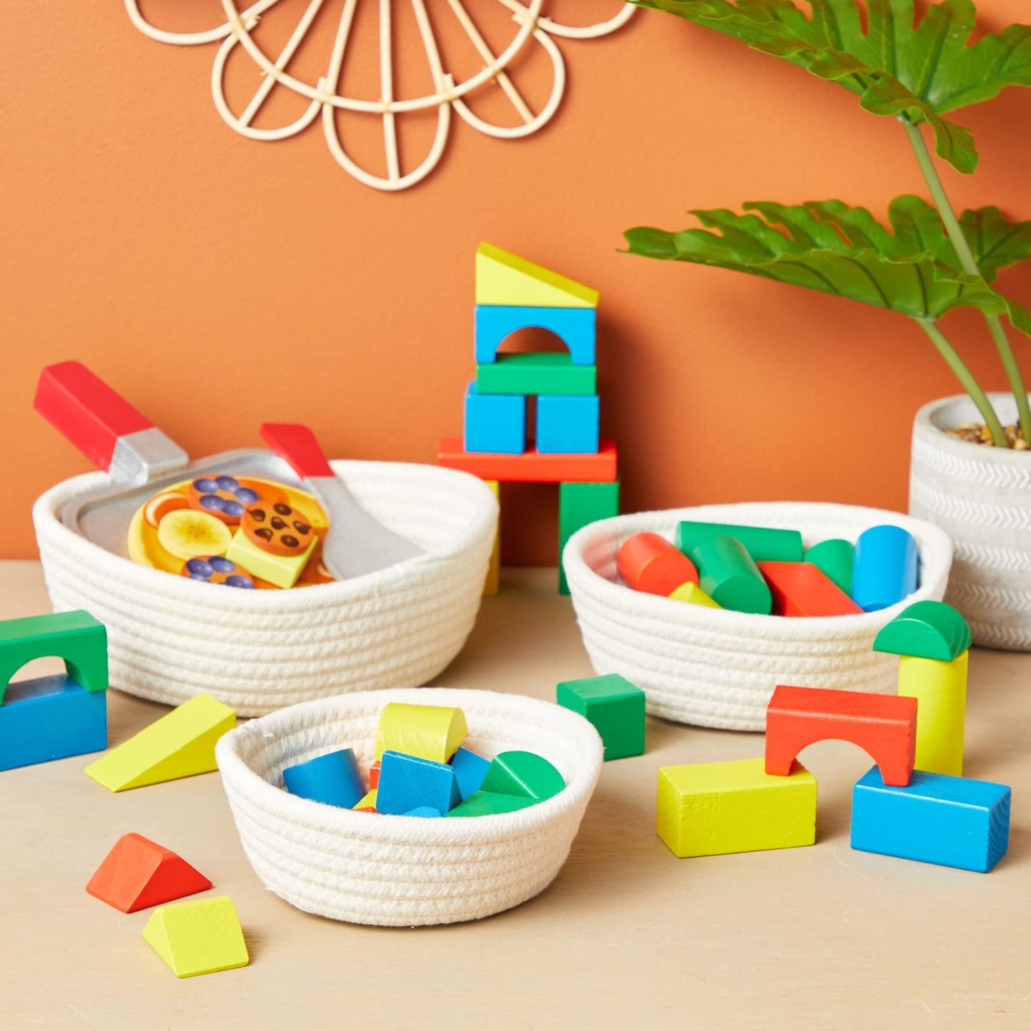 Juvale 3-Pack Small Round Cotton Rope Woven Storage Baskets - Nesting Bins for Organizing Home and Montessori Toys (White, 3 Sizes)