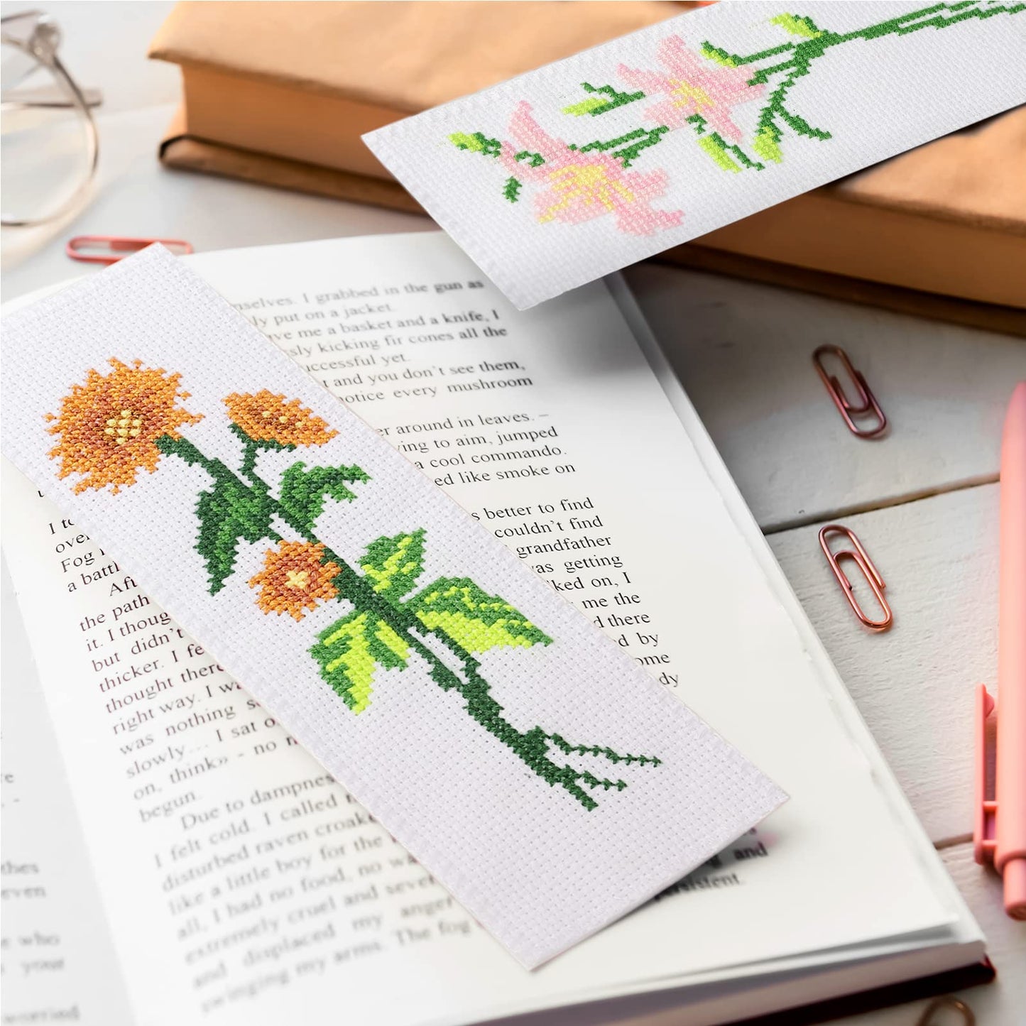 3 Pieces Cross Stitch Bookmark Kits, DIY Stamped Embroidery Bookmark Kit for Beginner Flower Patterns 14 Count Crossstitch Projects for Book Lovers