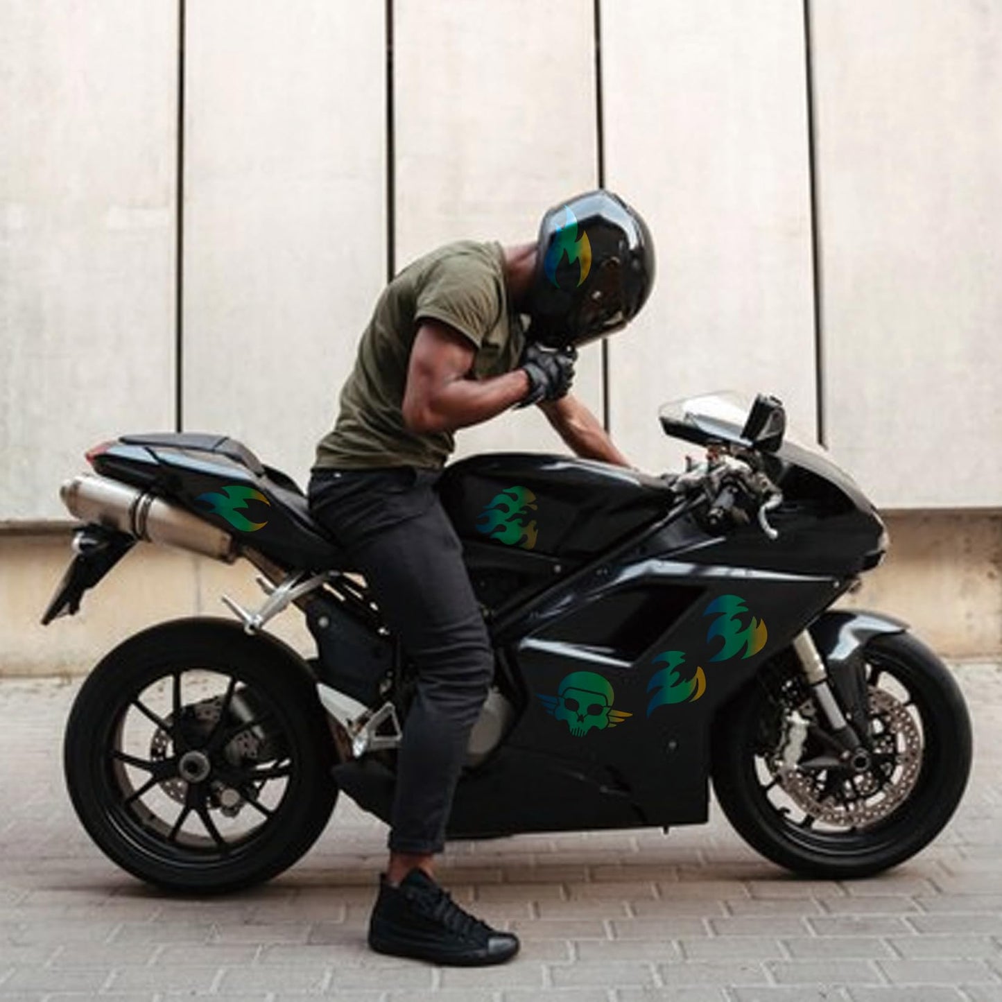 Small Stencils for Painting on Wood Reusable, 3 Inch Reusable Stencil for Craft Ornament Paint Template Stencils for Wall Card Rock Wood Signs Coasters Canvas Home Decor (Skull)