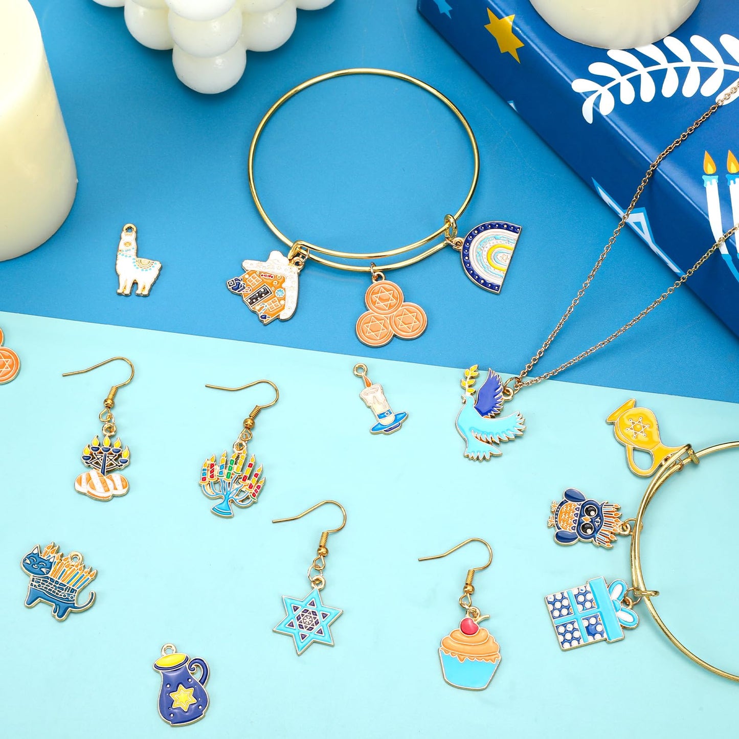 MARFOREVER 40 Pcs/20 Pairs Hanukkah Charms for Jewelry Making, Chanukah Blue White Enamel Charm Star of David Bangle Pendants for Bracelet Necklace Earrings Making Hanukkah Gift Decoration Accessories