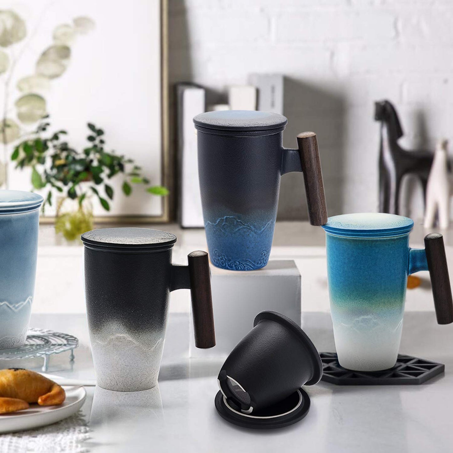 Tomotime Ceramic Tea Cup with Infuser and Lid Tea Mugs Wooden Handle 400ml/13.5oz Black cyan