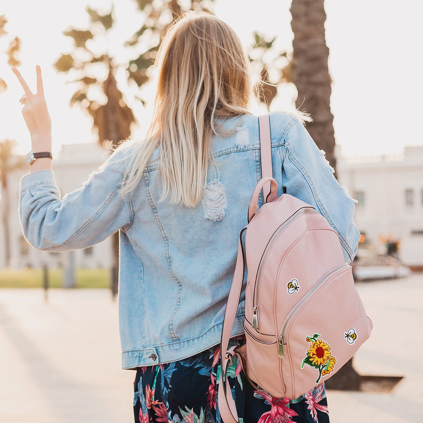 36Pcs Embroidered Bee Applique Patches Daisy Sew on Patch Flower Iron on Patches Flower Appliques for Clothing Sewing Decorations Cute Bumble Sunflower Daisy