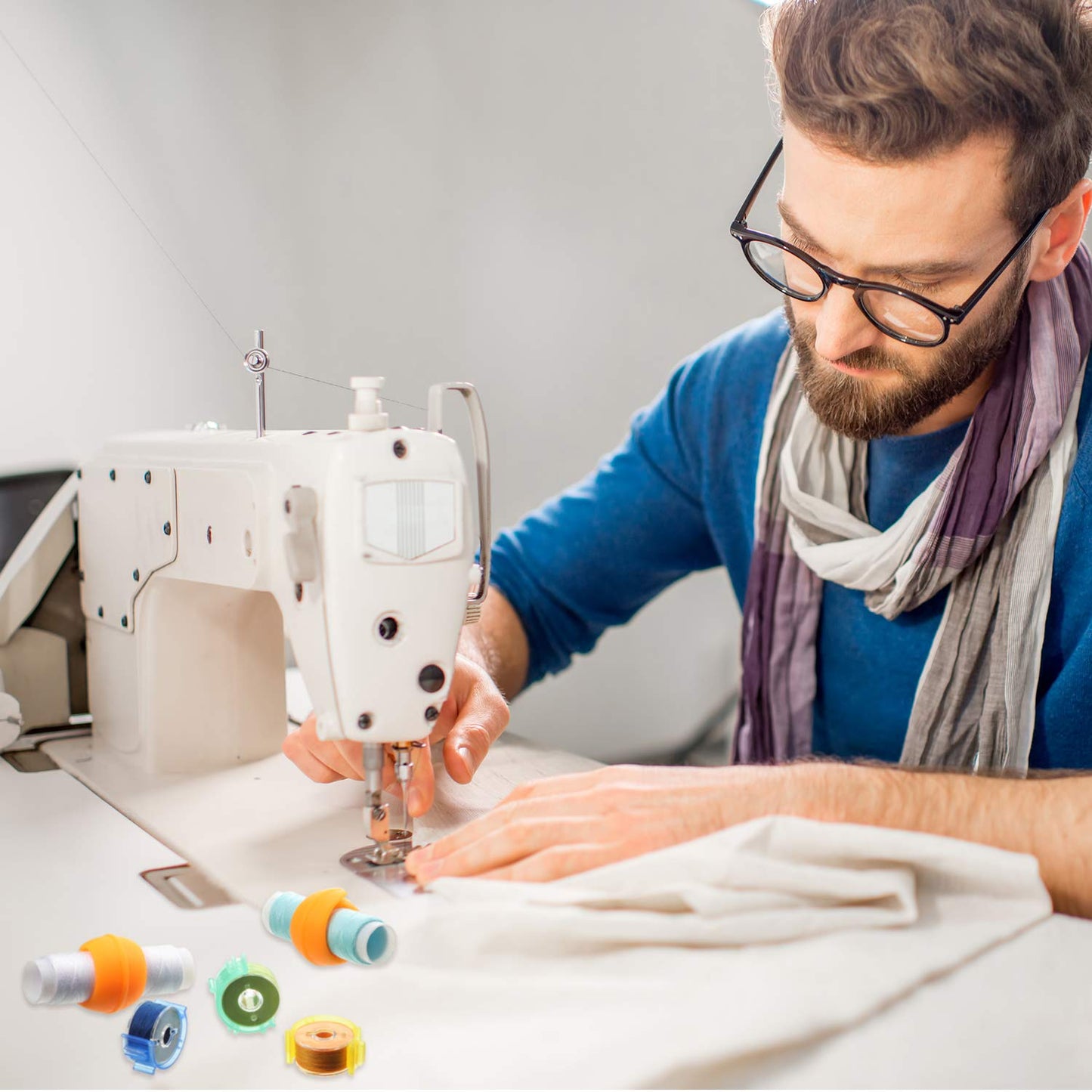 96 Pieces Bobbin Thread Buddies Include 40 Pieces Bobbin Clips Holder 28 Pieces Bobbin Thread Spool Huggers 28 Pieces Bobbin Thread Holders Sewing Machine Accessories for Thread Spool Organizing