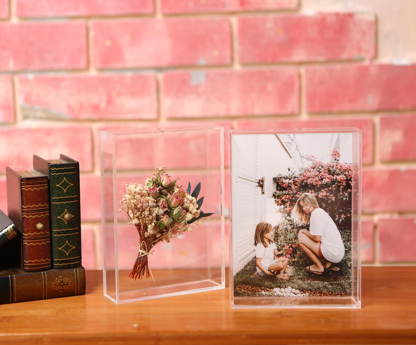 MarccTipton 5x7 Shadow Box Frame, Acrylic Photo Picture Frame, DIY Tabletop Display Case, All Clear Memory Box for Dried Flowers/Kids Room/Birthday/Wedding/Party/Shop Decor (1.1” Interior Depth)