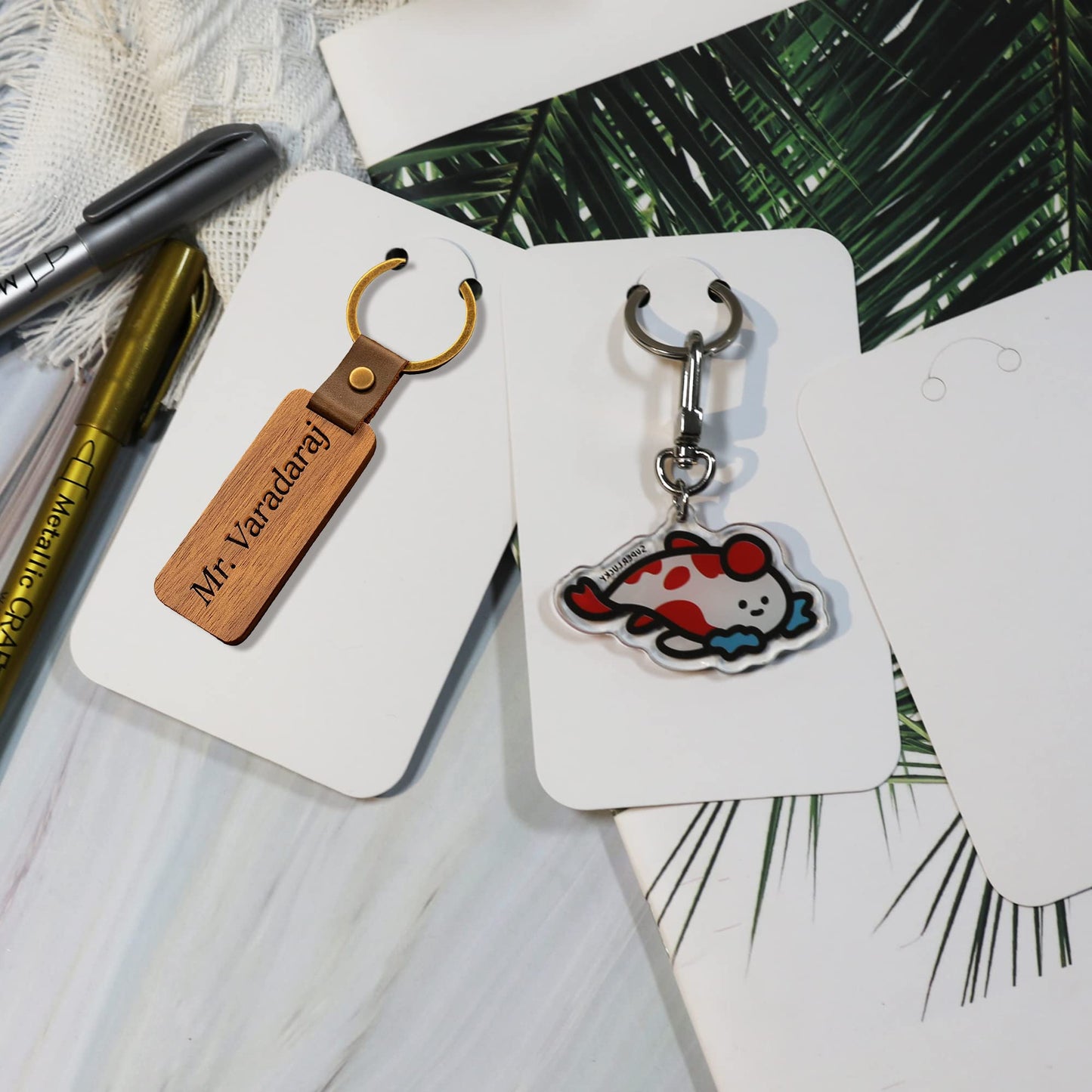 Temlum 100 Pcs Keychain Display Cards with Self-Sealing Bags, 3'' x 4.7'' Keychain Cards Holder for Display Keyring Cards Jewelry Packaging Supplies (White)