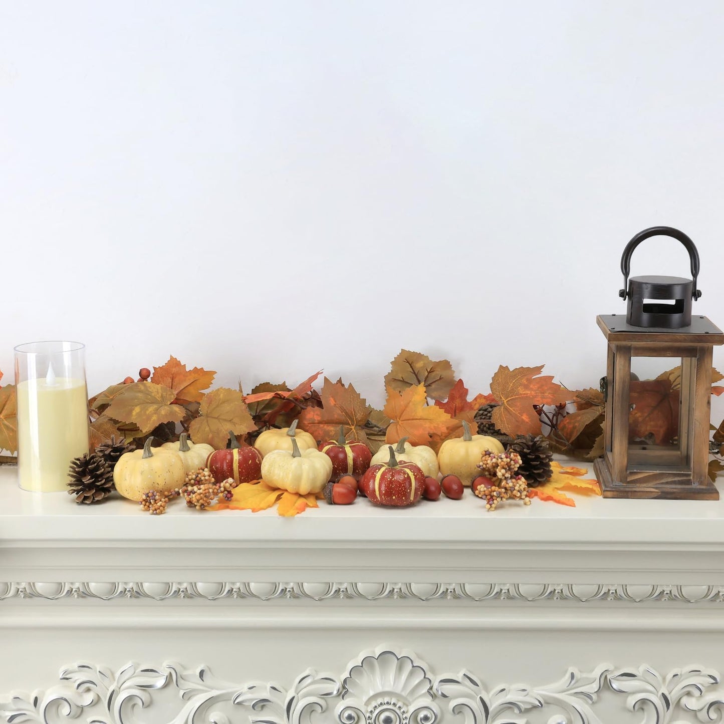 23Pcs Fake Pumpkins Fall Thanksgiving Decorations,Plastic Pumpkins with Acorns,Maple Leaves,Pine cones,Berries, Artificial Mini Pumpkin Decorating Harvest Home Decor Centerpiece Table Decorations