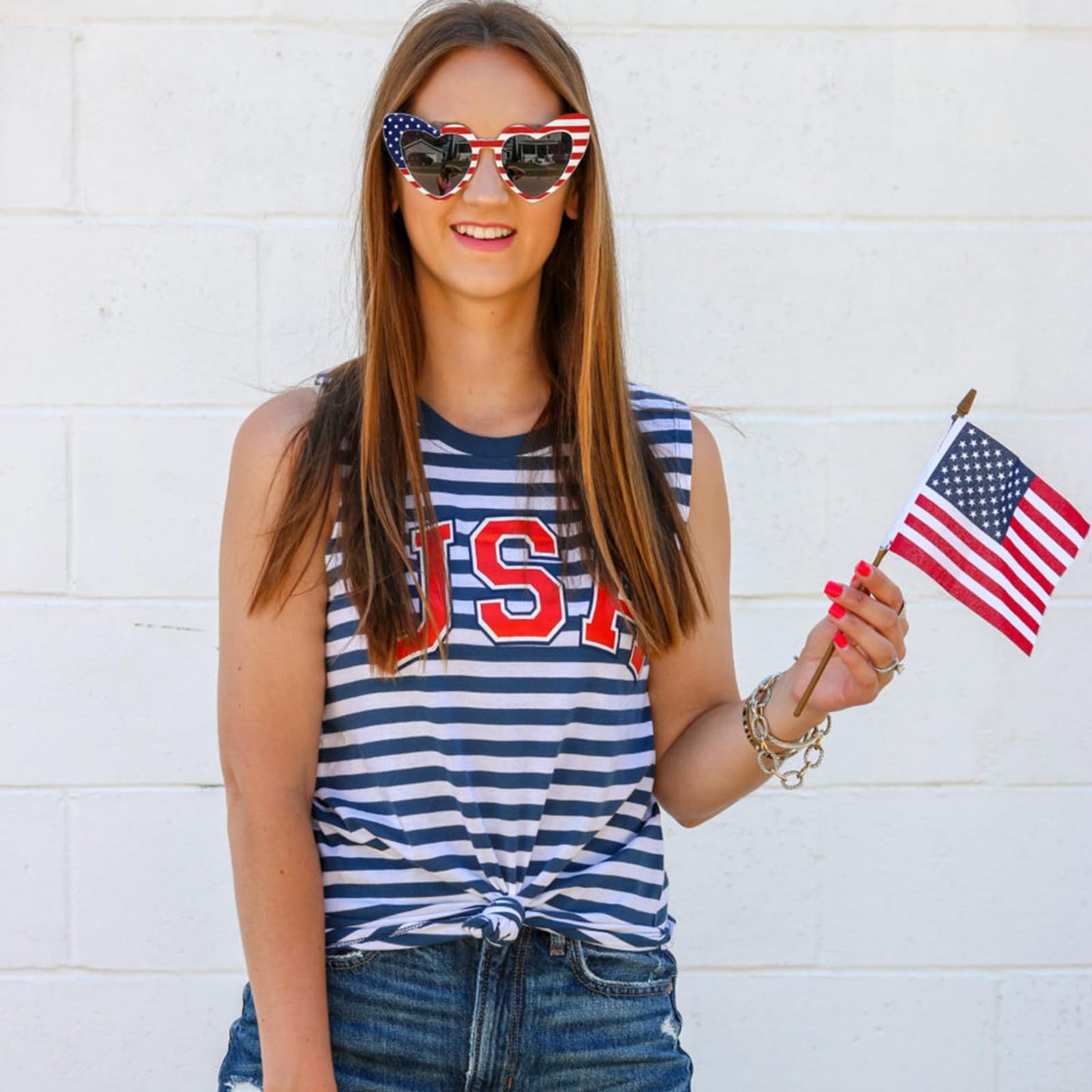 American Flag Heart Sunglasses for Women Men Trendy Cat Eye Love Shaped Sunglasses Vintage Lovely Retro Fourth of July USA Patriot Cute Sun Glasses