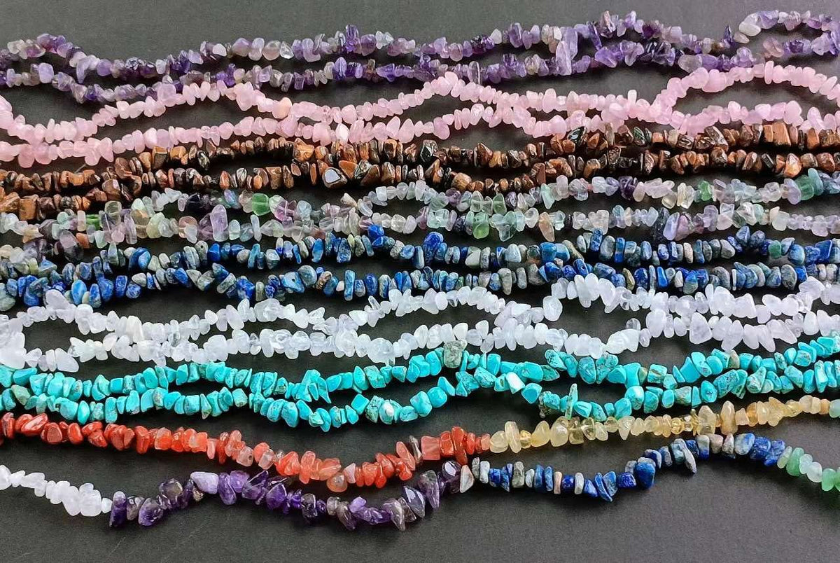 7 Chakra 400pcs Natural Chip Stone Beads 5-8mm Healing Crystal Irregular Gemstones Drilled DIY Loose Rocks Bead Crystal for Bracelet Earrings Necklace Jewelry Making Crafting