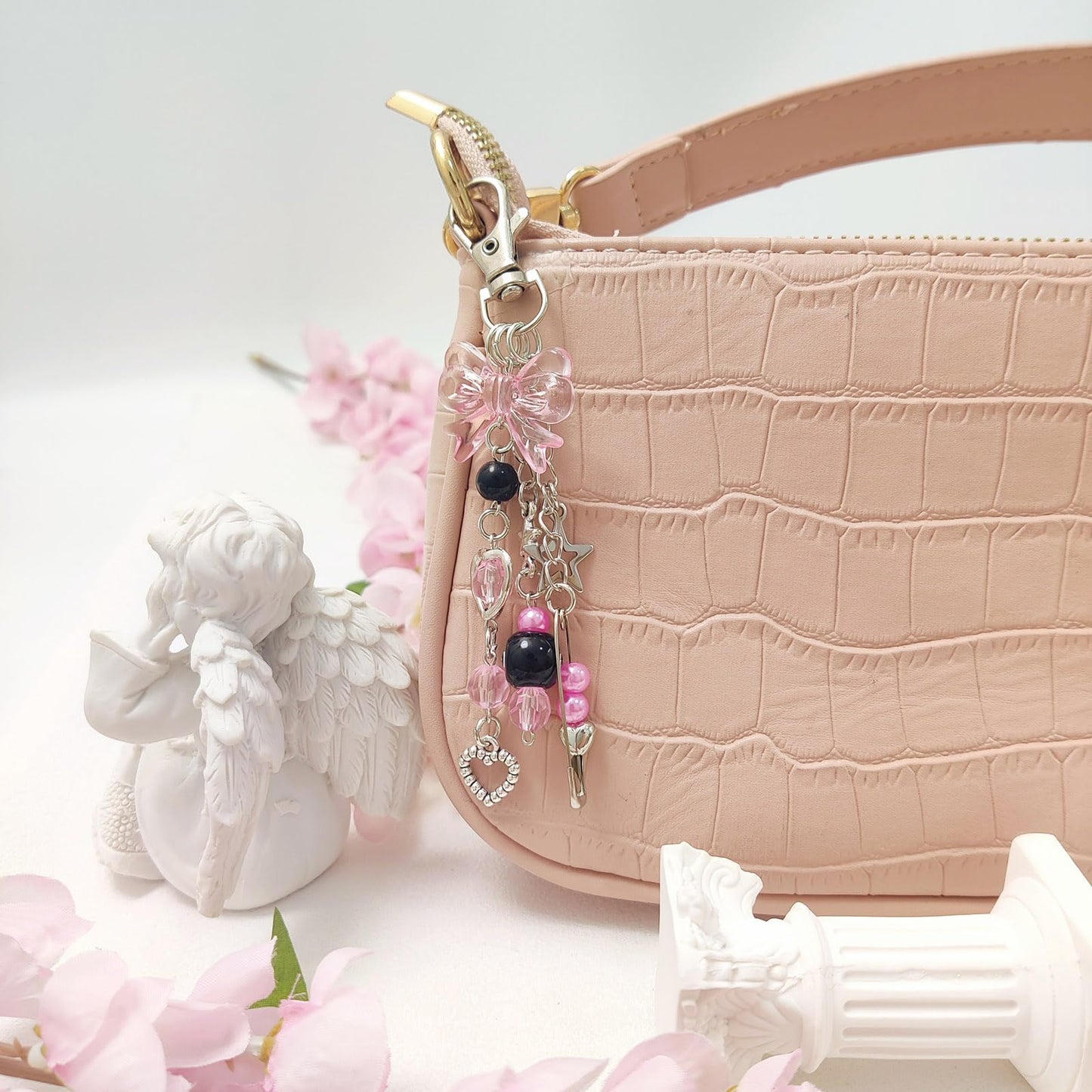 cioatu Y2K Aesthetic Keychains for Women Cute Flowers Star Cake Jellyfish Keychins Charms Kawaii Bag Purse Decor (Pink & Clear Bow)