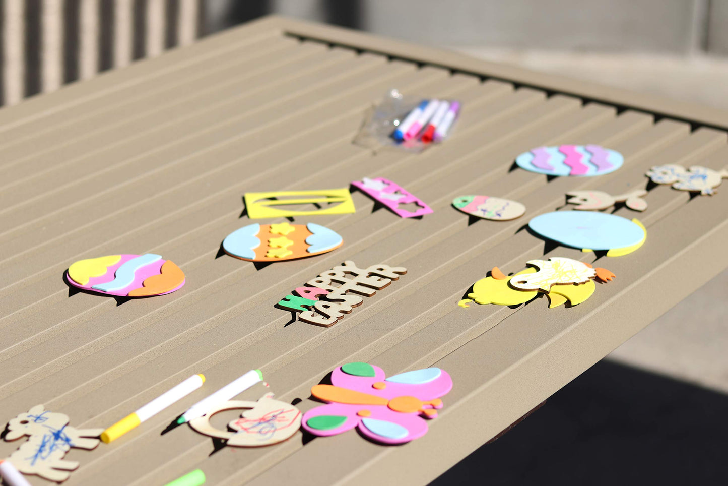 24 Pcs Foam Easter Animals and Egg Magnet Craft Kit, DIY Foam Magnet Craft Kits for Kids Party Favors Arts and Crafts Fun Home Activities, Easter Egg Hunt