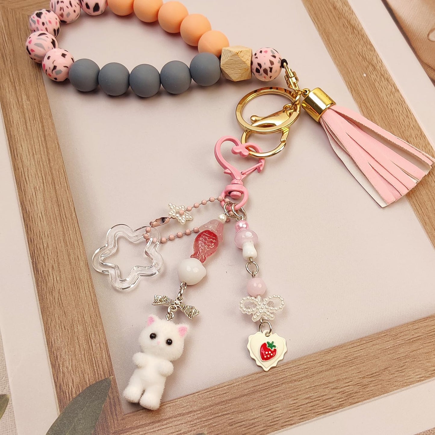 Nalefow Cute Pink Keychain, Fuzzy Cat Keychain Aesthetic Y2K KeychainCharms Stylish KeychainsAccessories for Bag Charms Purse Gifts (1PCS Pink White Cat)
