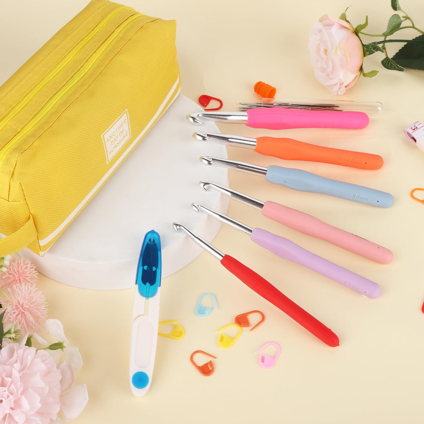 Aeelike 29pcs Big Size Crochet Hooks Set with Ergonomic Soft Handles for Thick Bulky Yarn,6.0mm - 10.0 mm Crochet Needls and Knitting & Crochet Supplies for Crochet Beginner Lover Crocheter