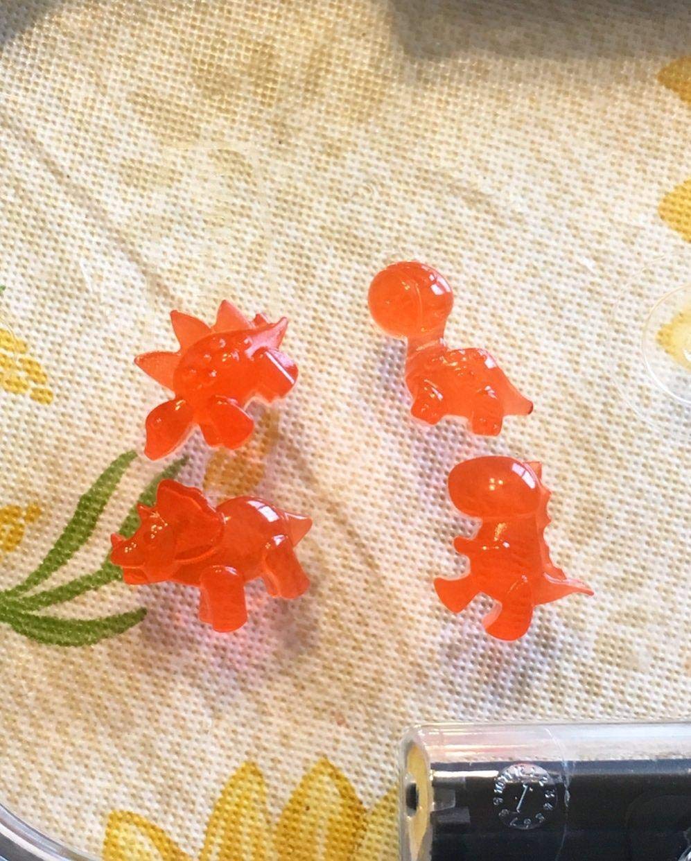Palksky Mini Dinosaur Silicone Candy molds/Dragon Gummy Bear Mold, Non-Stick Gummie Chocolate Gelatin Tray (4-Pack+4 Droppers) Creates 192 Sweet Snacks Triceratops T-Rex Stegosaurus Brontosaurus