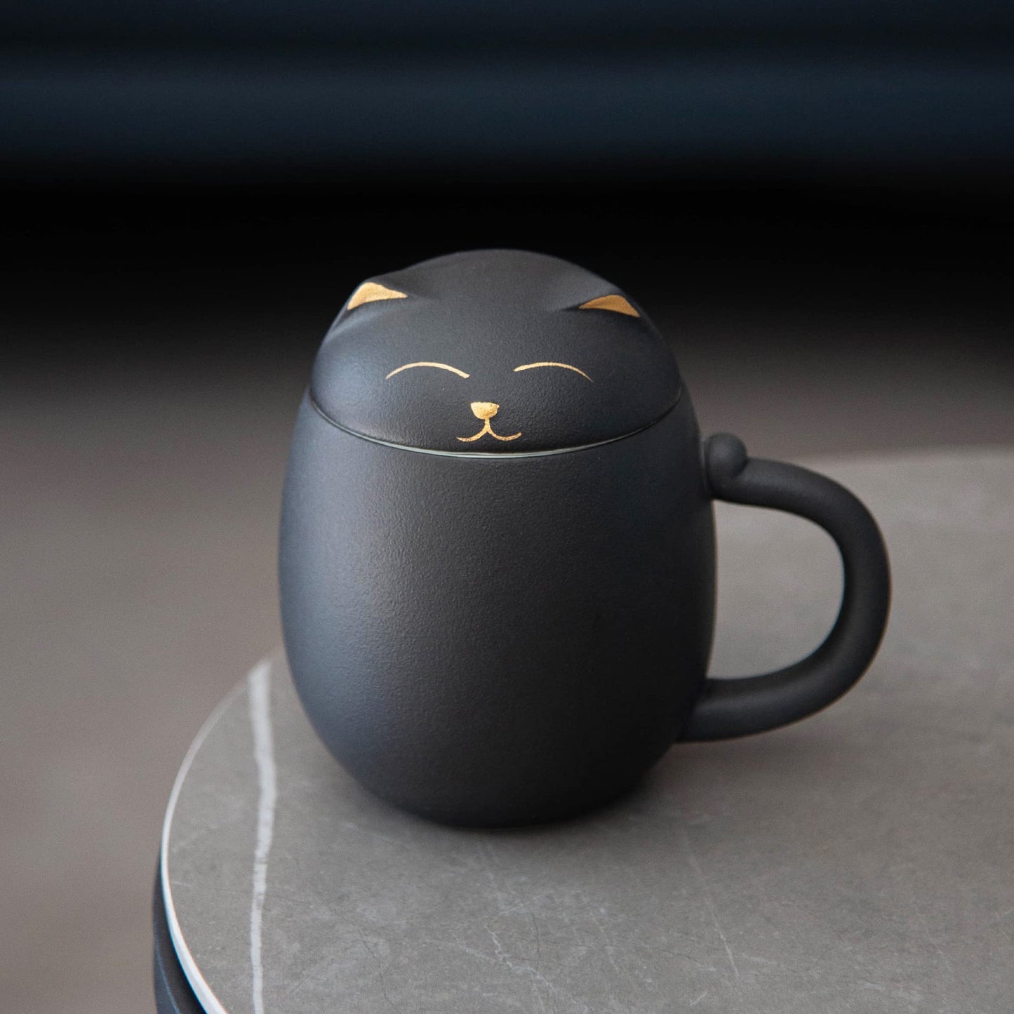 Black Cat Tea Cup with Infuser and Lid, Cute Tea Mug with Strainer for Steeping Loose Leaf, Ceramic Teacup Birthday Christmas Cat Lover Gifts for Women, Men, Mom, Sisters, besties. (Black)