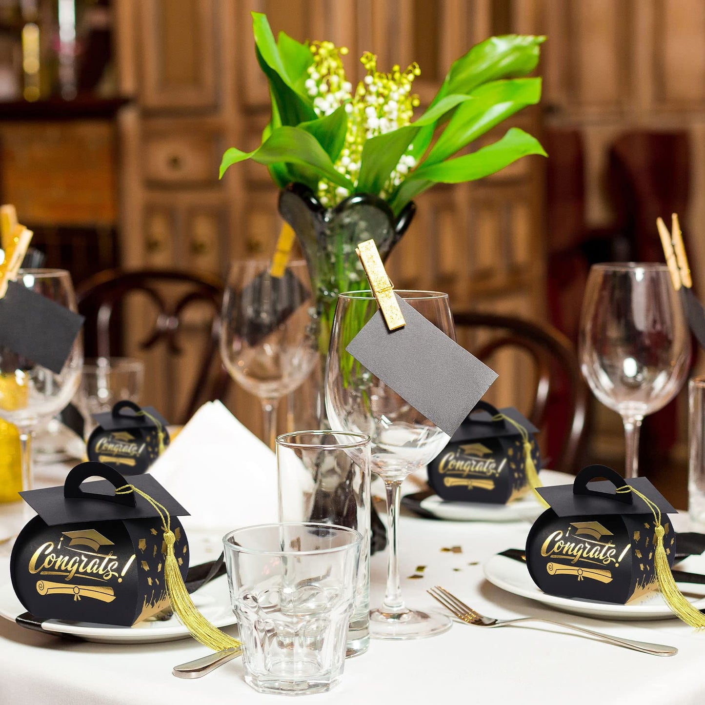 Spakon 30 Pcs Graduation Cap Gift Box Graduation Party Favors Candy Boxes Treat Box with Tassel Table Centerpieces Class of 2026 Grad Decorations(Black, Gold)