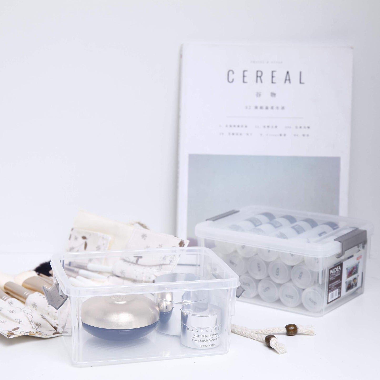 Citylife 1.3 QT 6 Pack Small Storage Bins Plastic Storage Container Stackable Box with Lids for Organizing, Clear White