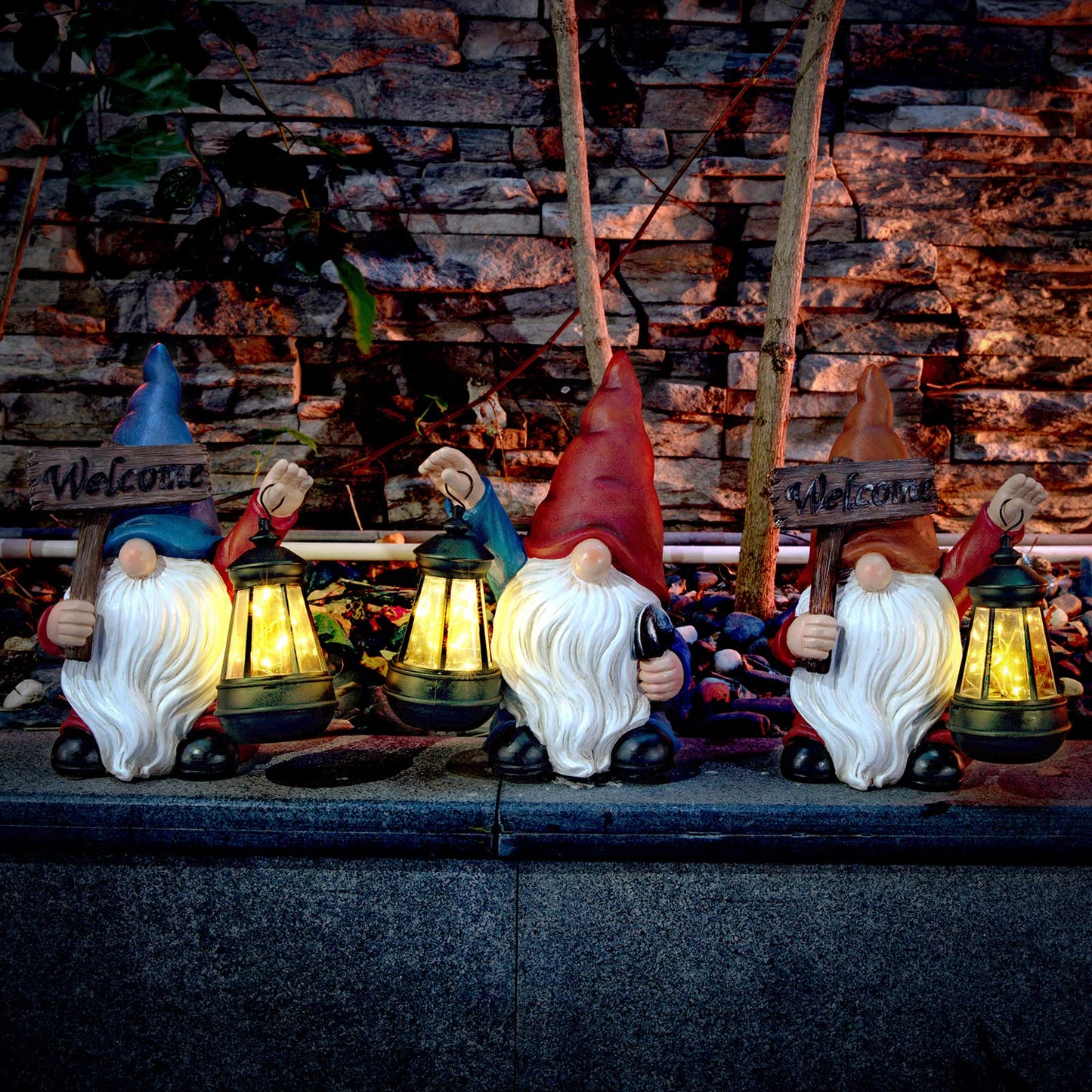 Garden Gnomes Statues Outdoor Decor with Shovel Solar Gnome with Lantern LED Lights,Terrace Xmas Courtyard Lawn Patio Porch Decoration Birthday Christmas Housewarming Gift for Mom Women