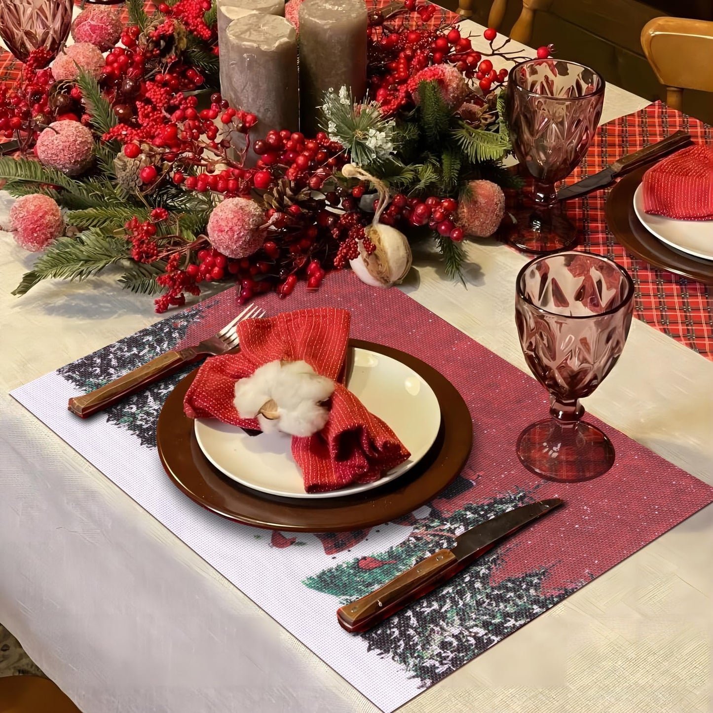 Christmas Placemats Set of 6, Washable Christmas Place Mats for Party Kitchen Dining Decoration, Indoor/Outdoor Woven Vinyl Table Mats, Non-Slip Heat Resistant Holiday Placemats, Easy to Clean