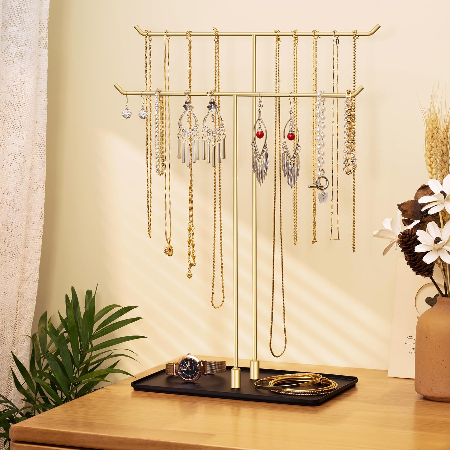 bussdis Necklace Holder Jewelry Stand Organizer for Necklaces and Bracelets, Metal Display Stand, Gift for Women, Ideal for Home, Bedroom, or Vanity, Gold and Black