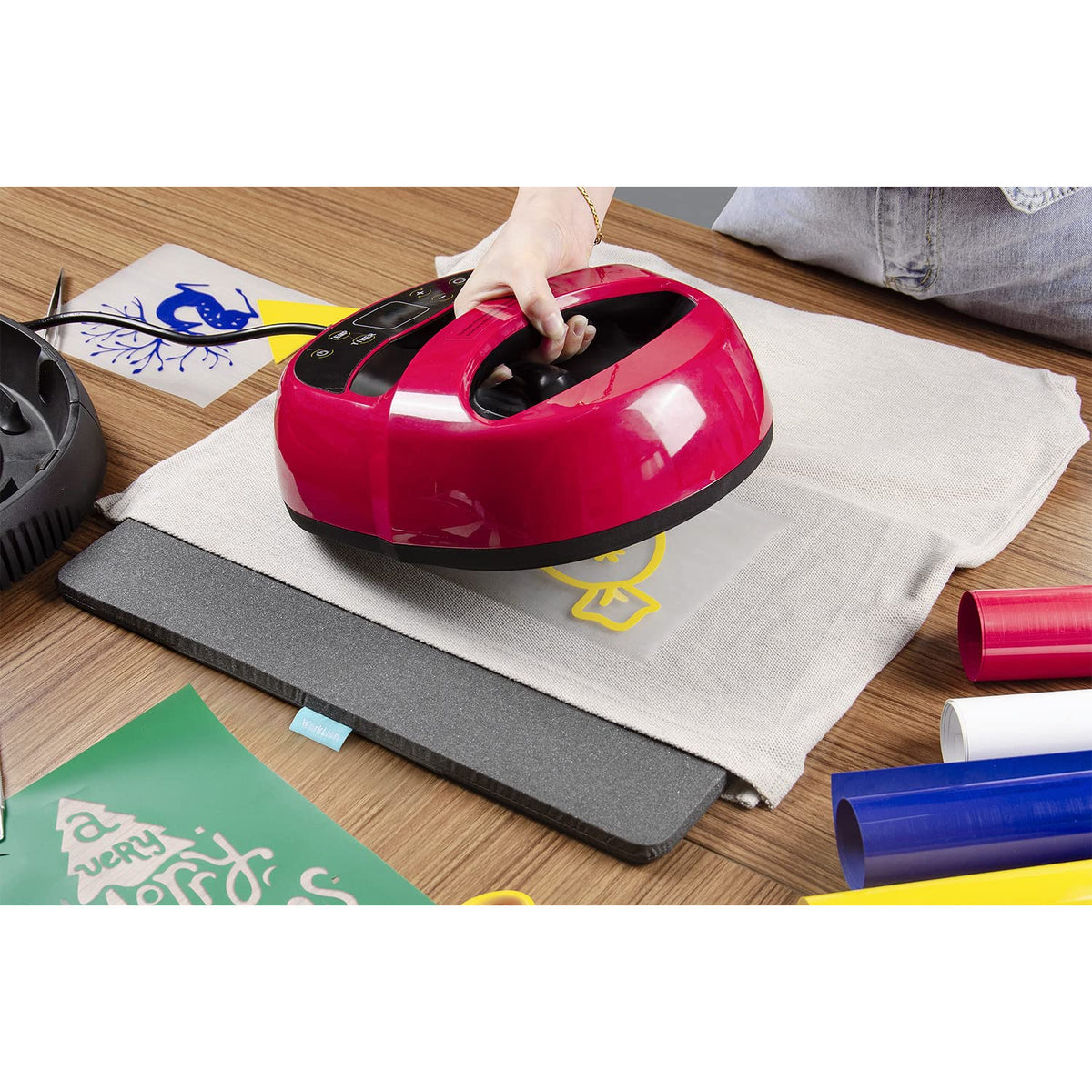 WORKLION Heat Press Mat 13"x17": Large Size Easypress Mat Heat-Resistant Materials Ironing Mat Compatible with Cricut Easypress/Easypress 2 in Vinyl HTV Ironing Insulation Transfer Crafting Projects