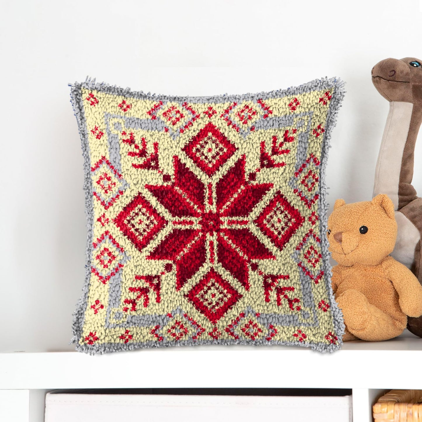 Latch Hook Kit, Christmas Latch Hook Kits for Adults DIY Decorative Pillowcase Embroidery Cross Stitch Arts Craft for Home Sofa Furniture 17X17inch Snowflake