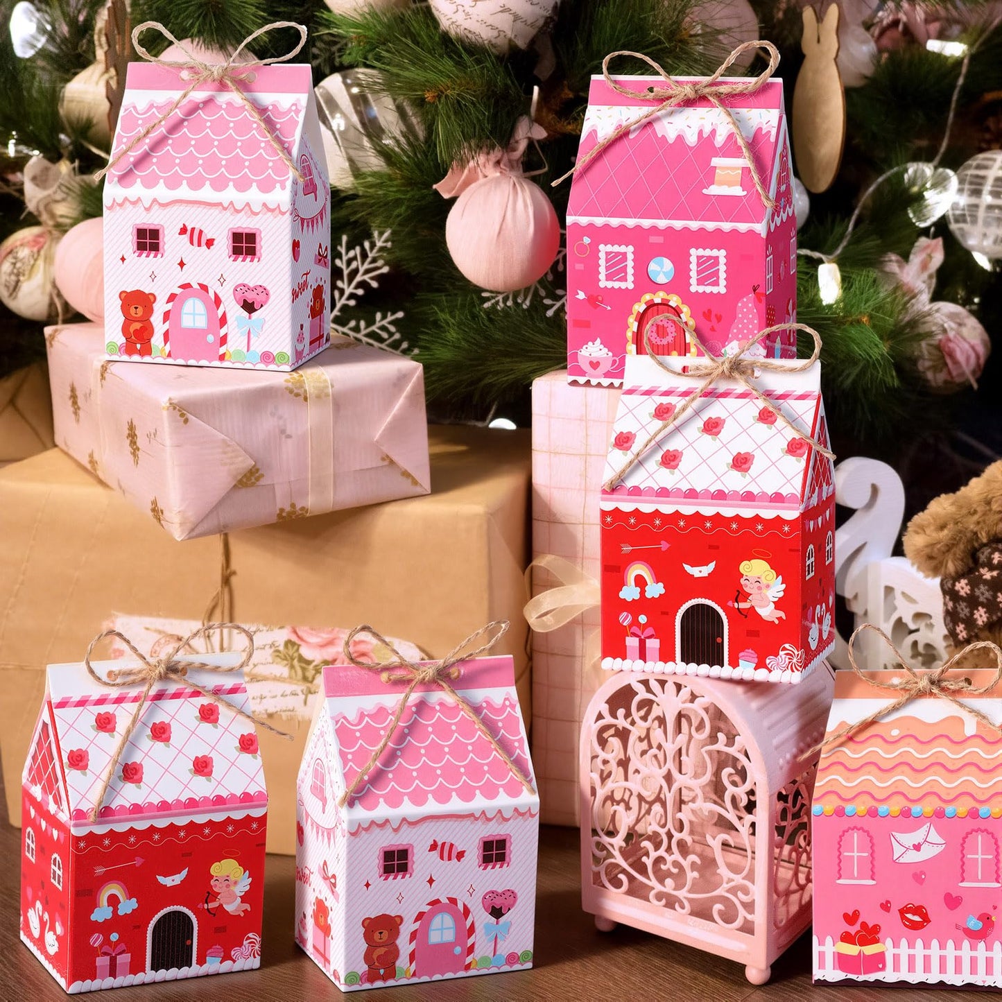 48 Pcs Valentine's Day Treat Boxes Candy Mini Red Pink Heart House Favor Box Valentine's Day Party Paperboard Gift Boxes for Holiday Party Treat Cookie Goodie Snack Gift Packaging