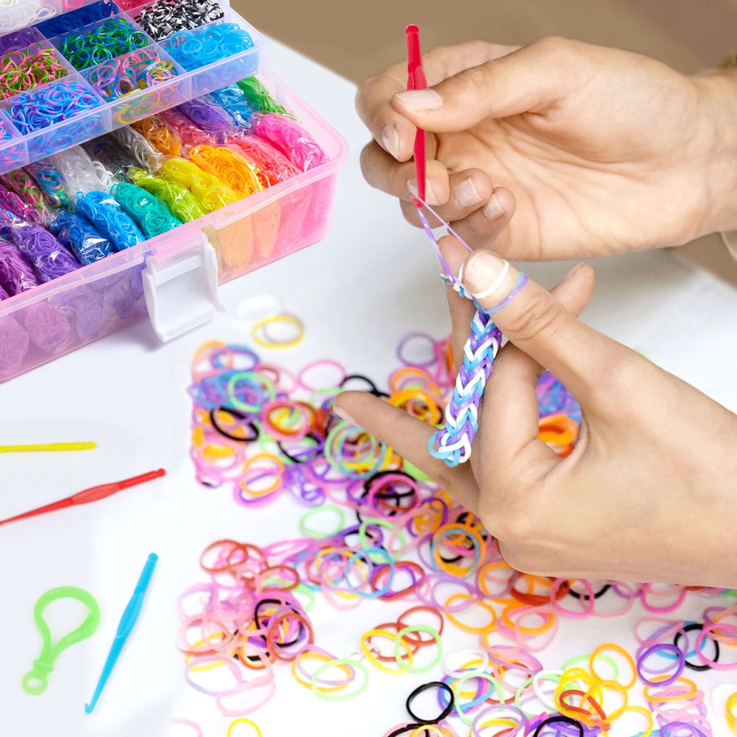 INSCRAFT 17500+ Rubber Loom Bands with 3 Layer Pink Container, 28 Colors, 600 S-Clips, 352 Beads, 40 Cartoon Pendant, Bracelet Making Refill Kit for Kids