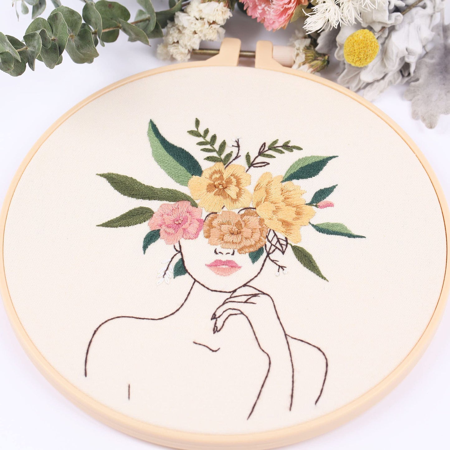 REEWISLY 4 pcs of Embroidery Starter kit with Patterns and Instructions, DIY Adult Beginner Cross Stitch Kits, Including 2 Plastic Embroidery Rings, 1 Pair of Scissors, Colored Threads and Needles