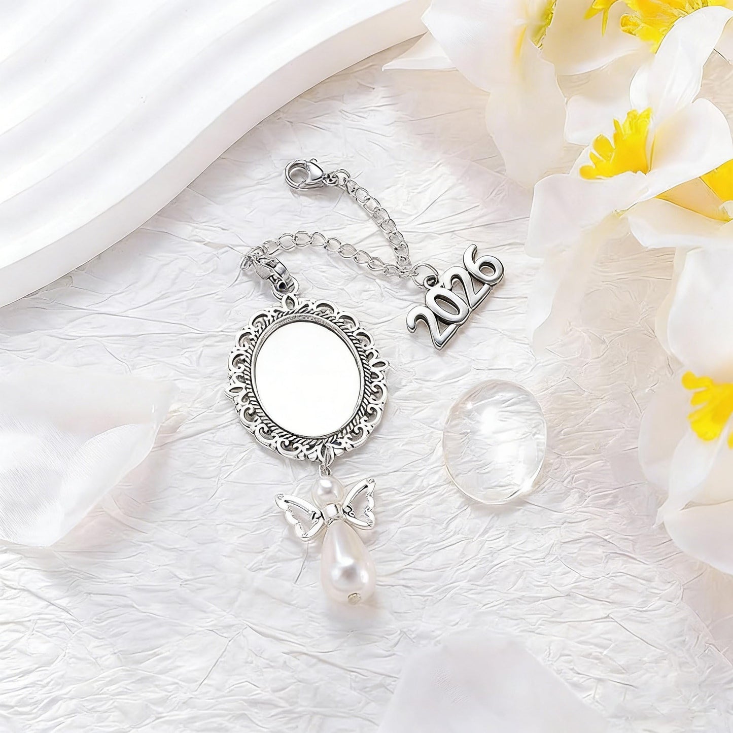 ARHTF 2026 Graduate Memorial Photo Charm Tassel Memorial Class of 2026 Graduation DIY Mortarboard Decoration for Cap and Gown Ceremony (Silver 2026 Charm)