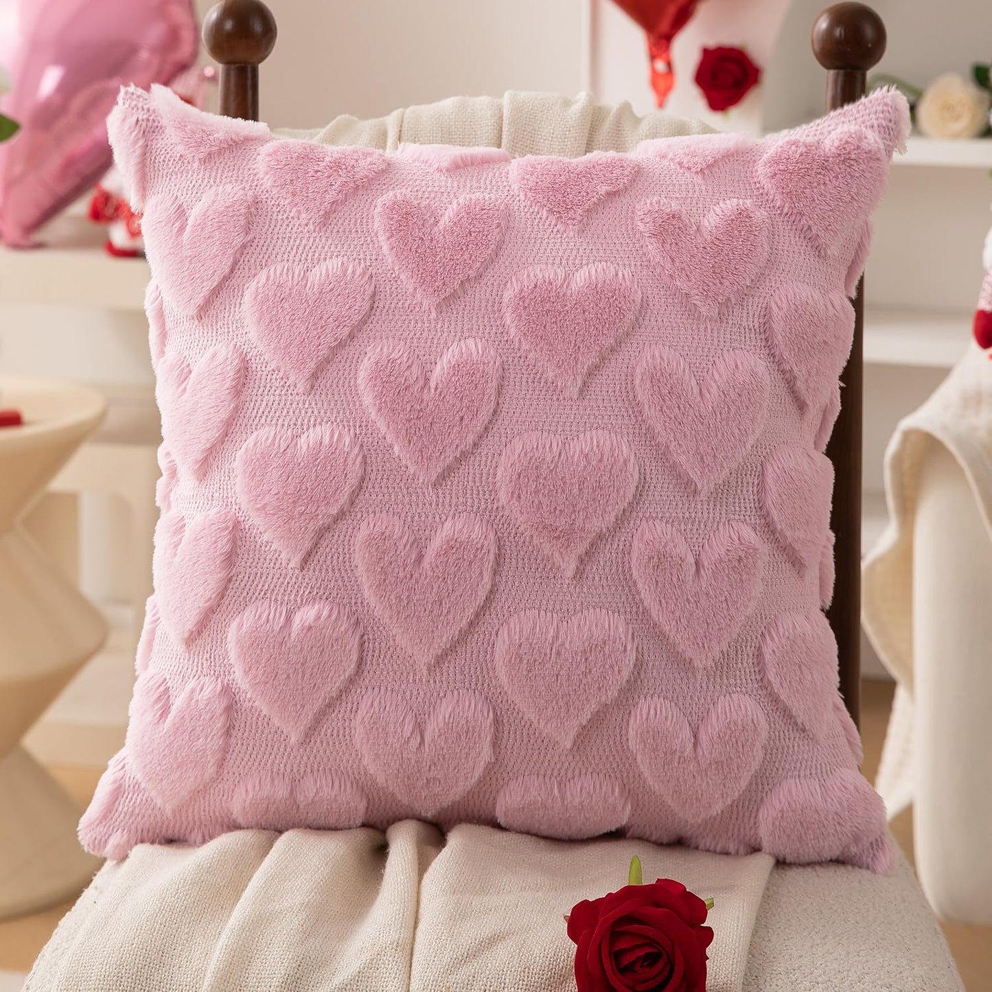 Valentines Pillow Covers 18x18 inch Set of 2 Valentines Day Decoration Pink Heart Soft Plush Faux Fur Jacquard Throw Pillows for Bedroom Sofa Holiday Festivals Home Decor PTK017B18
