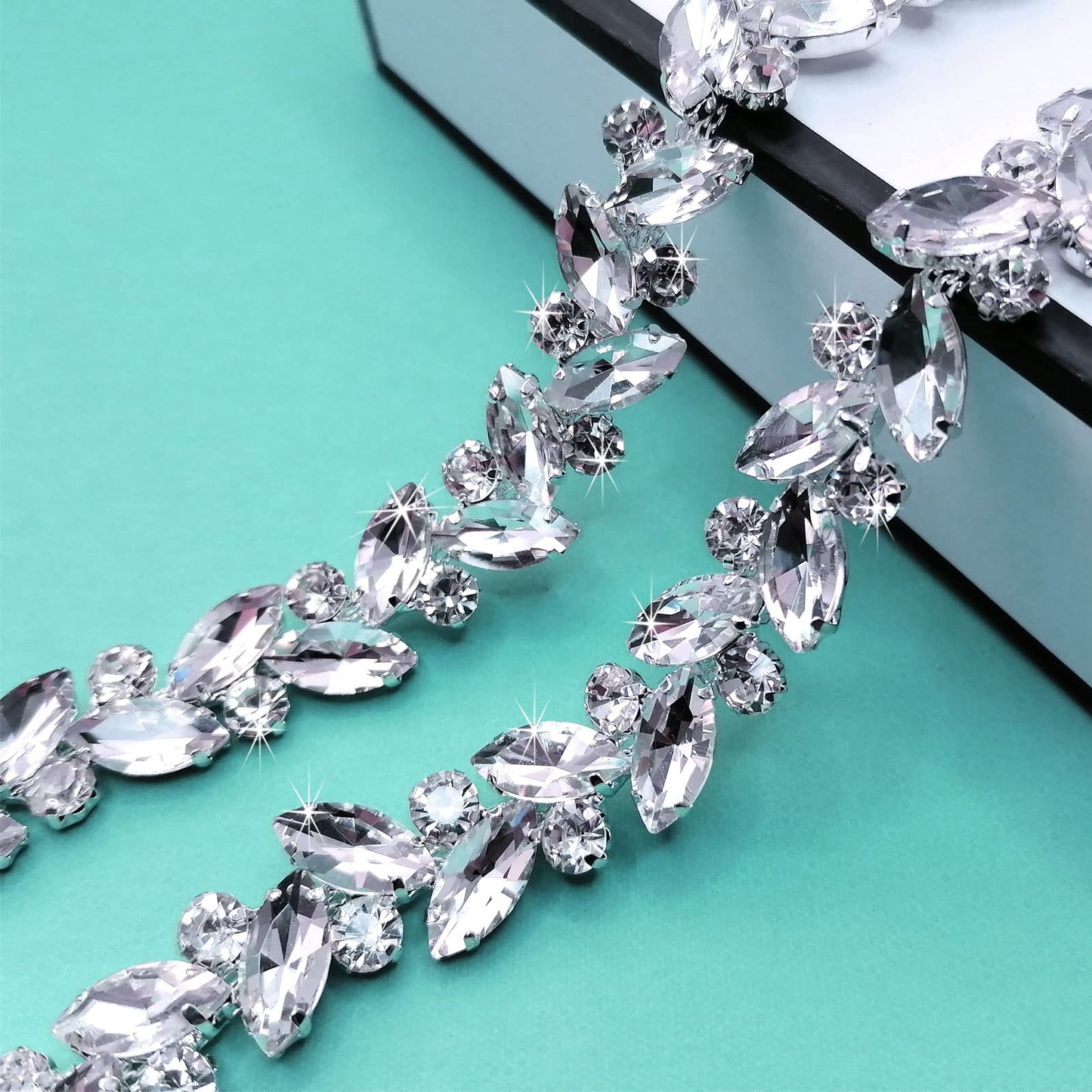 Yhsheen 1 Yard Rhinestone Trim Diamond Crystal Rhinestone Chain Sparkly Rhinestone Applique for Wedding Party Decoration & Bridal Costume Embellishment Clothing Accessories