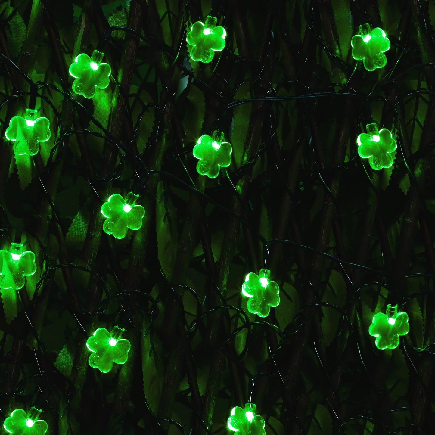 1 Pack St. Patricks Day Shamrocks Lights, 50 LED Outdoor Decorative String Lights, Battery Operated Lucky Clover Light, 8 Lighting Modes & Timer, Waterproof for Party Garden Home Decor