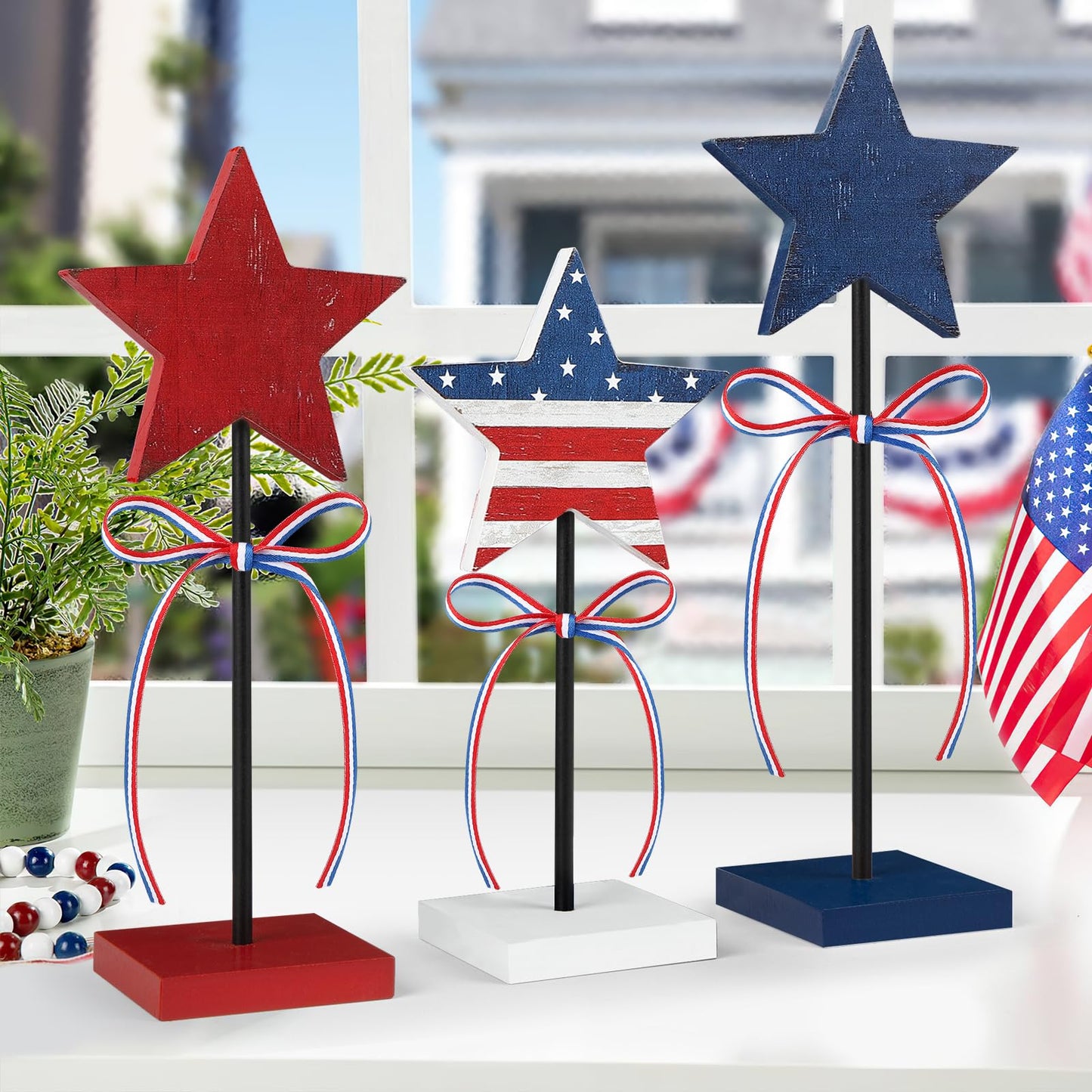 Hedeey 4th of July Tiered Tray Decor Wooden Star Set, 3 Pcs Memorial Day Table Decorations, Rustic Patriotic Tabletop Home Decor, Red White and Blue Decorations for Home (Retro)