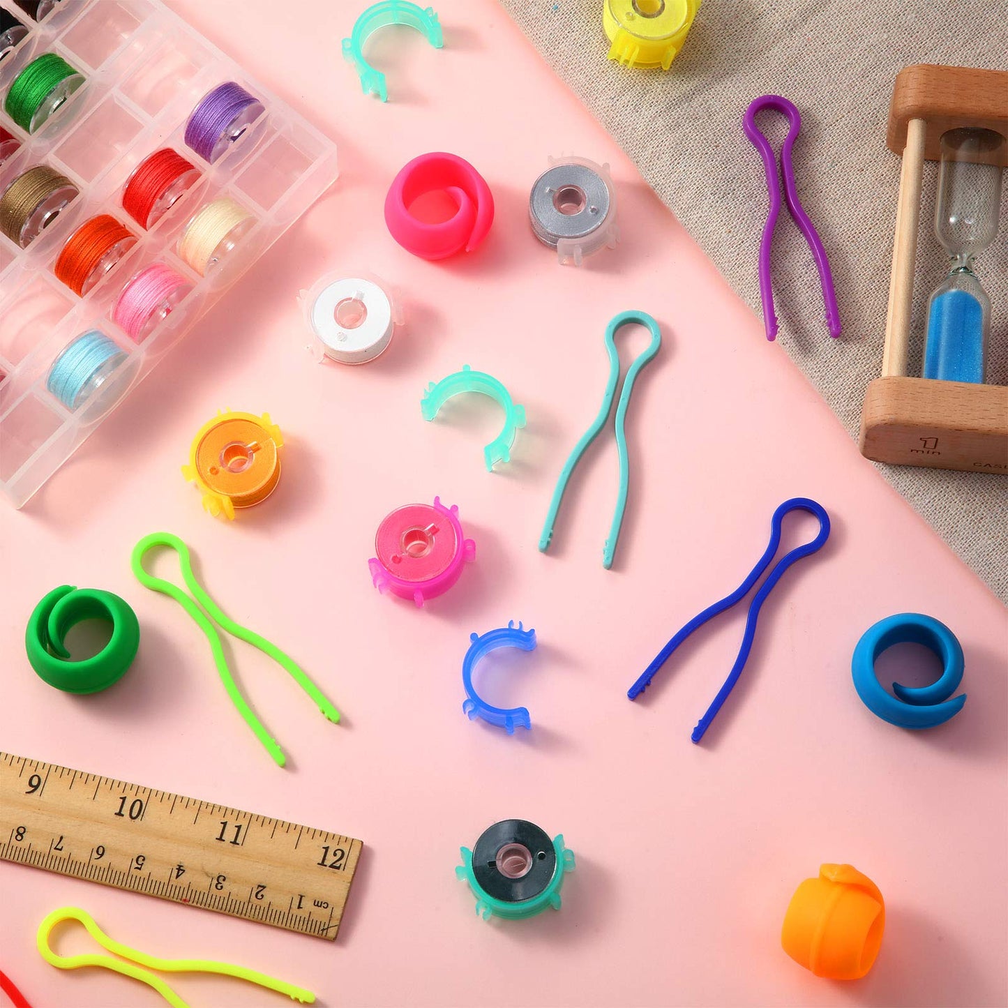 144 Pieces Bobbin Thread Buddies Set includes 70 Bobbin Holder Clips Color Thread Clips Holder Tool, 32 Thread Spool Huggers, 42 Bobbin Thread Holders for Thread Spool Organizing