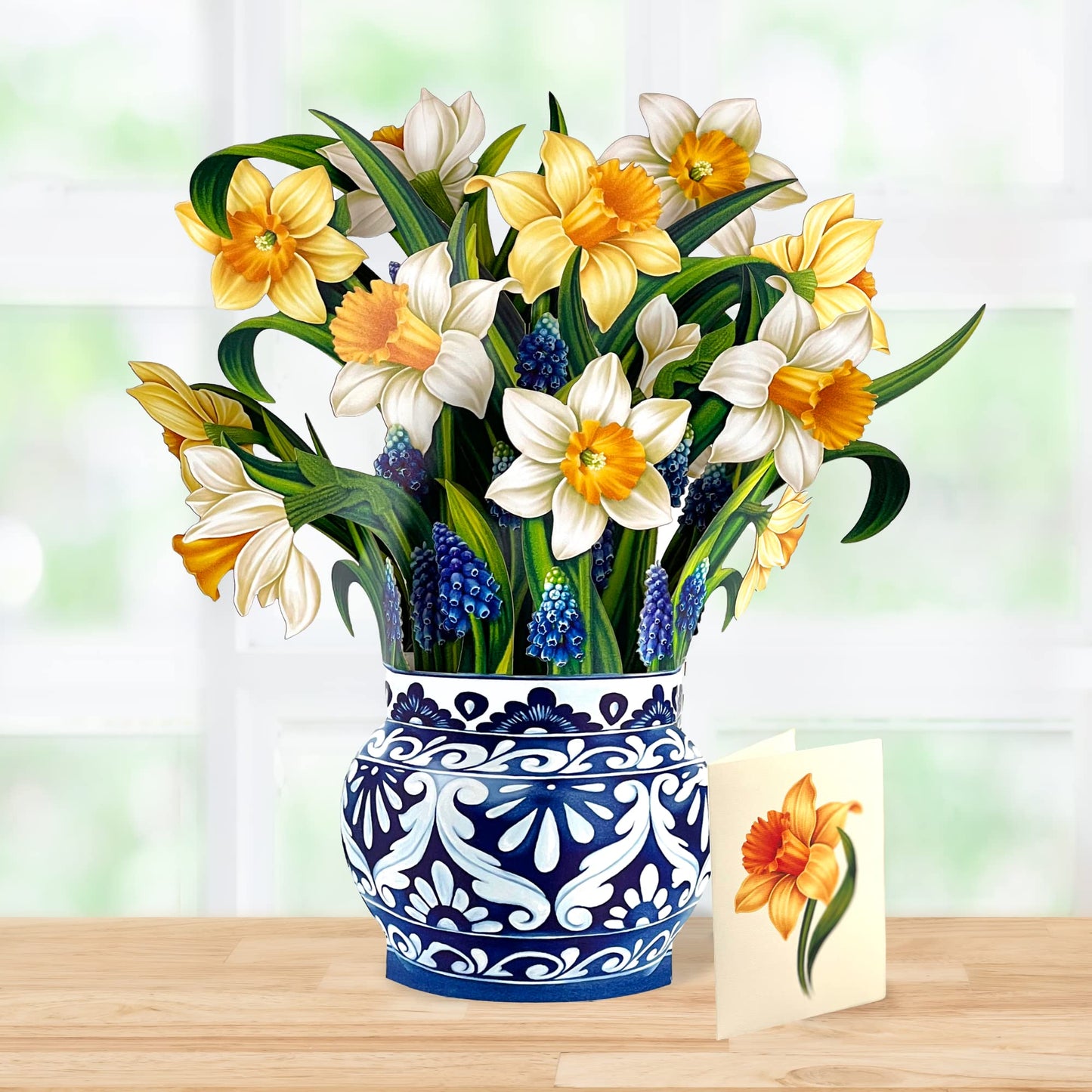 Freshcut Paper Pop Up Cards, English Daffodils, 12 Inch Life Sized Forever Flower Bouquet 3D Popup Greeting Card, Birthday Cards, Get Well Gifts, Blank Notecard & Envelope