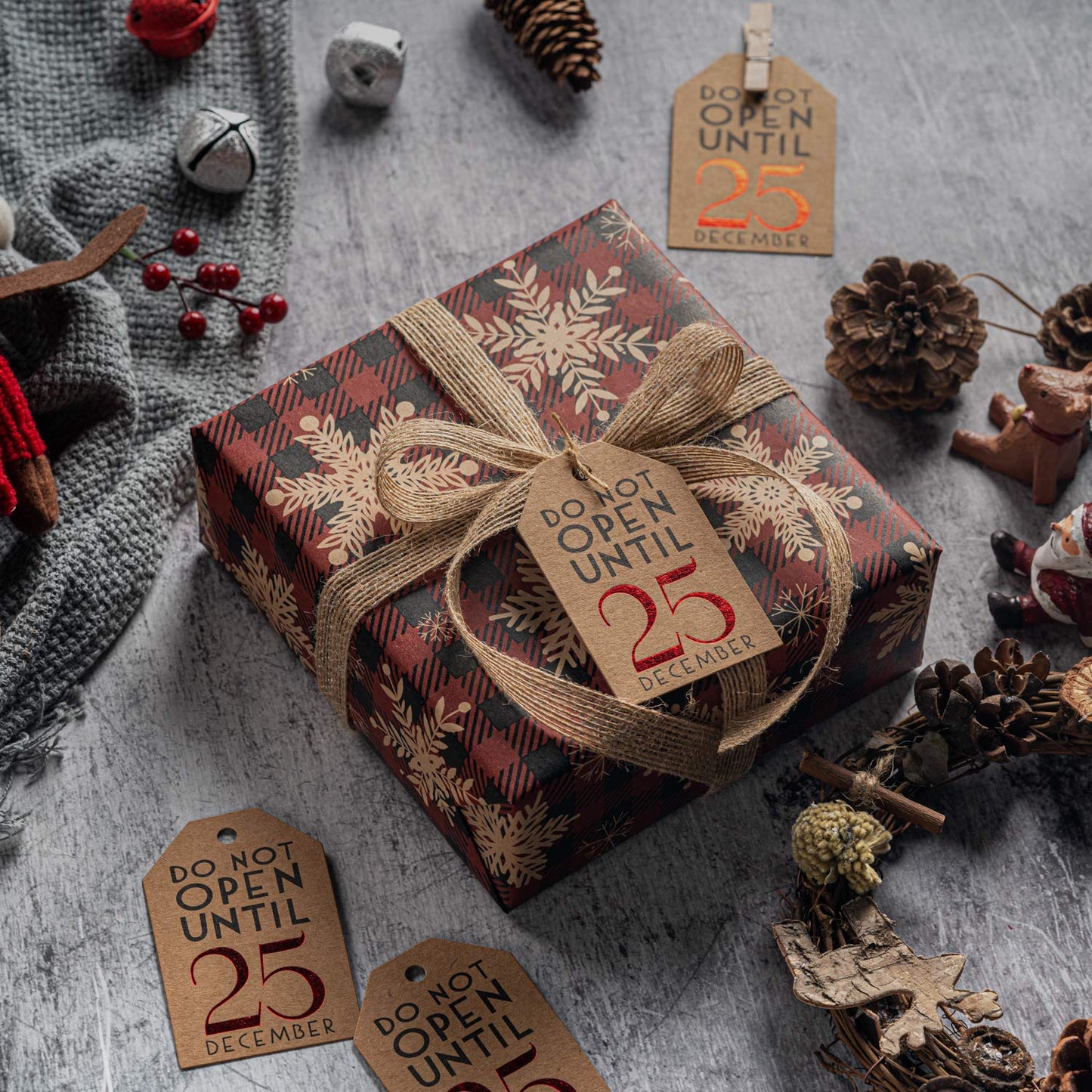 Christmas Wrapping Paper, Kraft Paper - Red and Green Plaids Style Designs - 4 Rolls - 30 inches x 10 feet per Roll