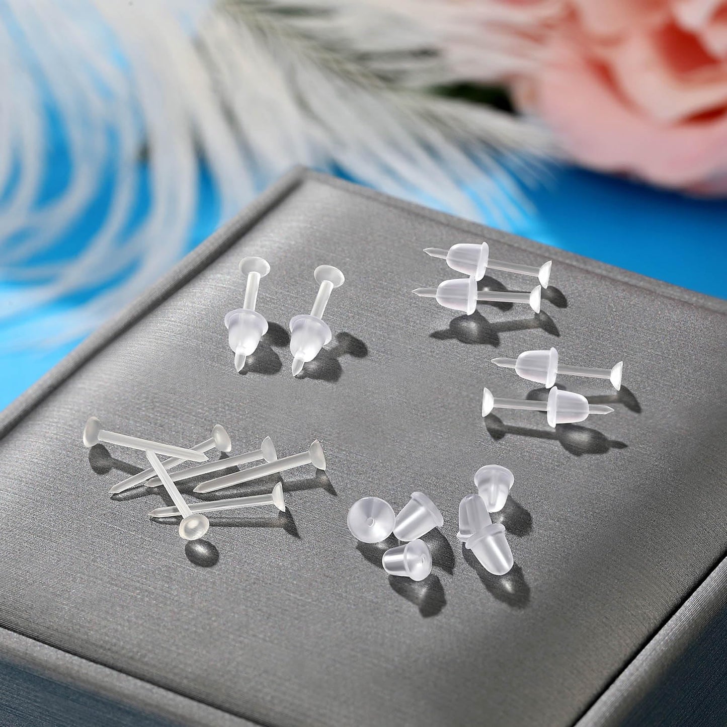 Formulen Plastic Earrings, 200 PCS Clear Earrings for Sports, Transparency Plastic Post Earring Studs for Sports, Flat Silicone Earring for DIY