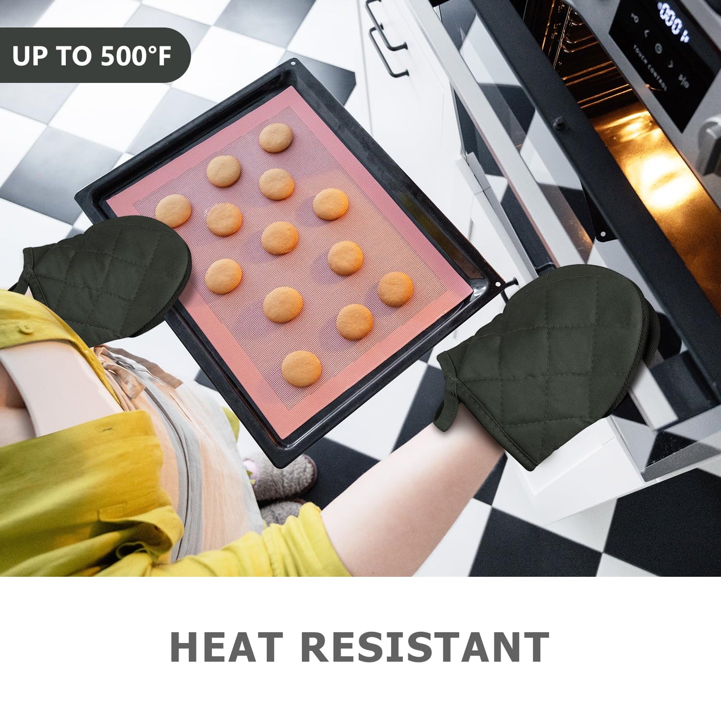 1 Pair Short Oven Mitts, Heat Resistant Silicone Kitchen Mini Oven Mitts for 500 Degrees, Non-Slip Grip Surfaces and Hanging Loop Gloves, Baking Grilling Barbecue Microwave Machine Washable (Gray)