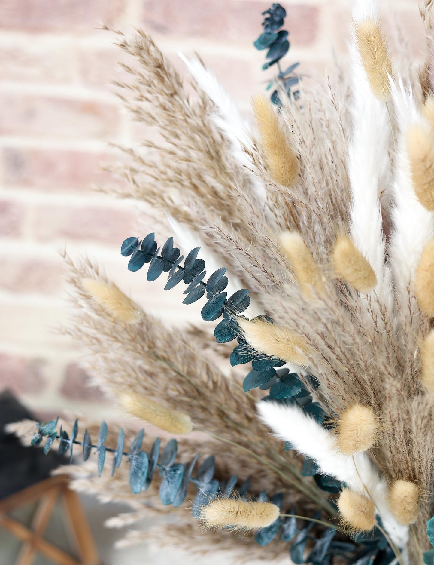 120 PCS Dried Pampas Grass, Dried Flowers, Reed Grass Bouquet for Bohemian Flowers Home Table Wedding Decoration, Rustic Farmhour.(Light Brown)