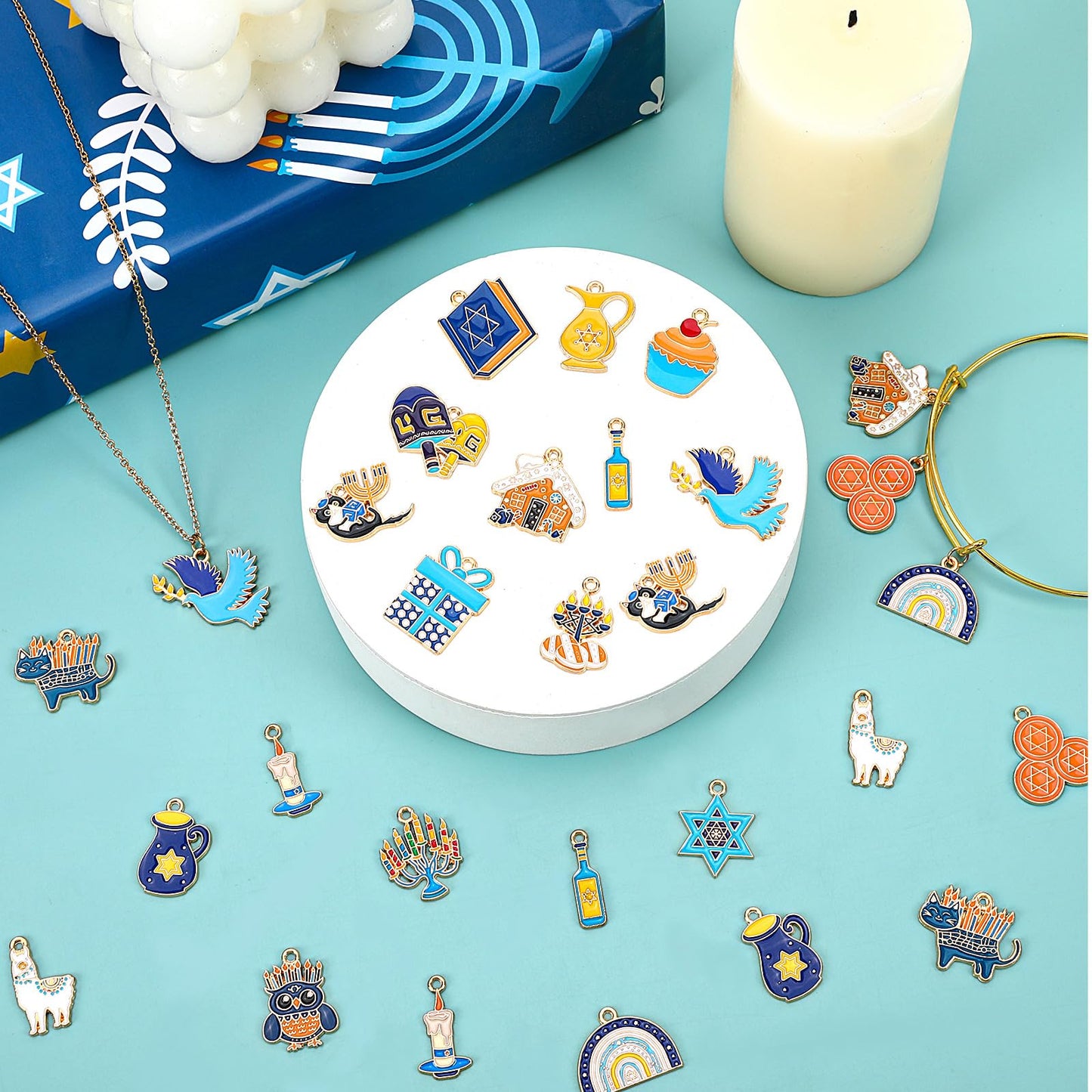 MARFOREVER 40 Pcs/20 Pairs Hanukkah Charms for Jewelry Making, Chanukah Blue White Enamel Charm Star of David Bangle Pendants for Bracelet Necklace Earrings Making Hanukkah Gift Decoration Accessories