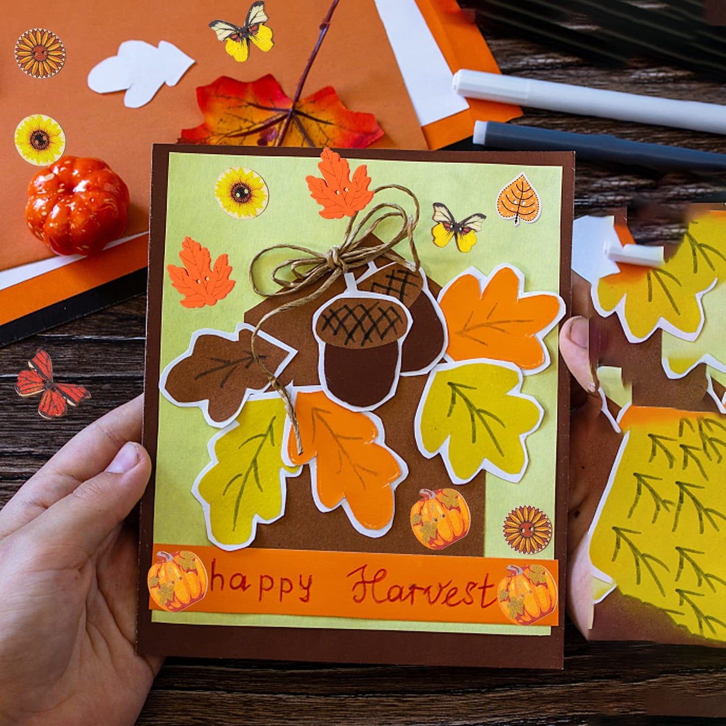 200 Pcs Thanksgiving Buttons for Crafts - Fall Pumpkins Sunflowers Shaped Thanksgiving Day Wooden Orange Buttons for Sewing Clothes Accessories Scrapbooking DIY Decorative Embellishments 1In