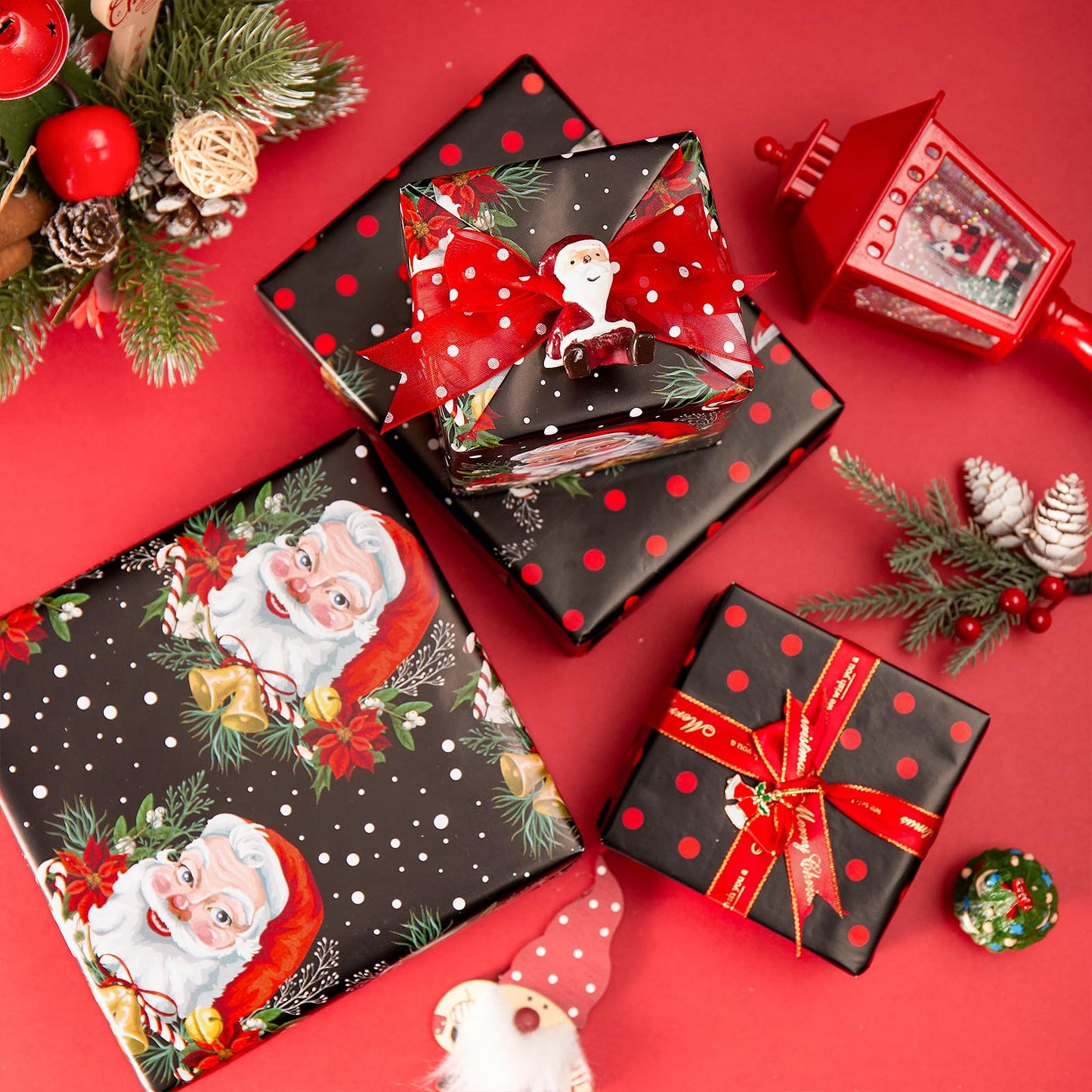Christmas Reversible Wrapping Paper Roll for Women Men, Mini Roll, Vintage Santa Claus and Red Polka Dot Design, Black Gift Wrap for Christmas Party, Holiday Gifts, 17 Inches x 32.8 Feet