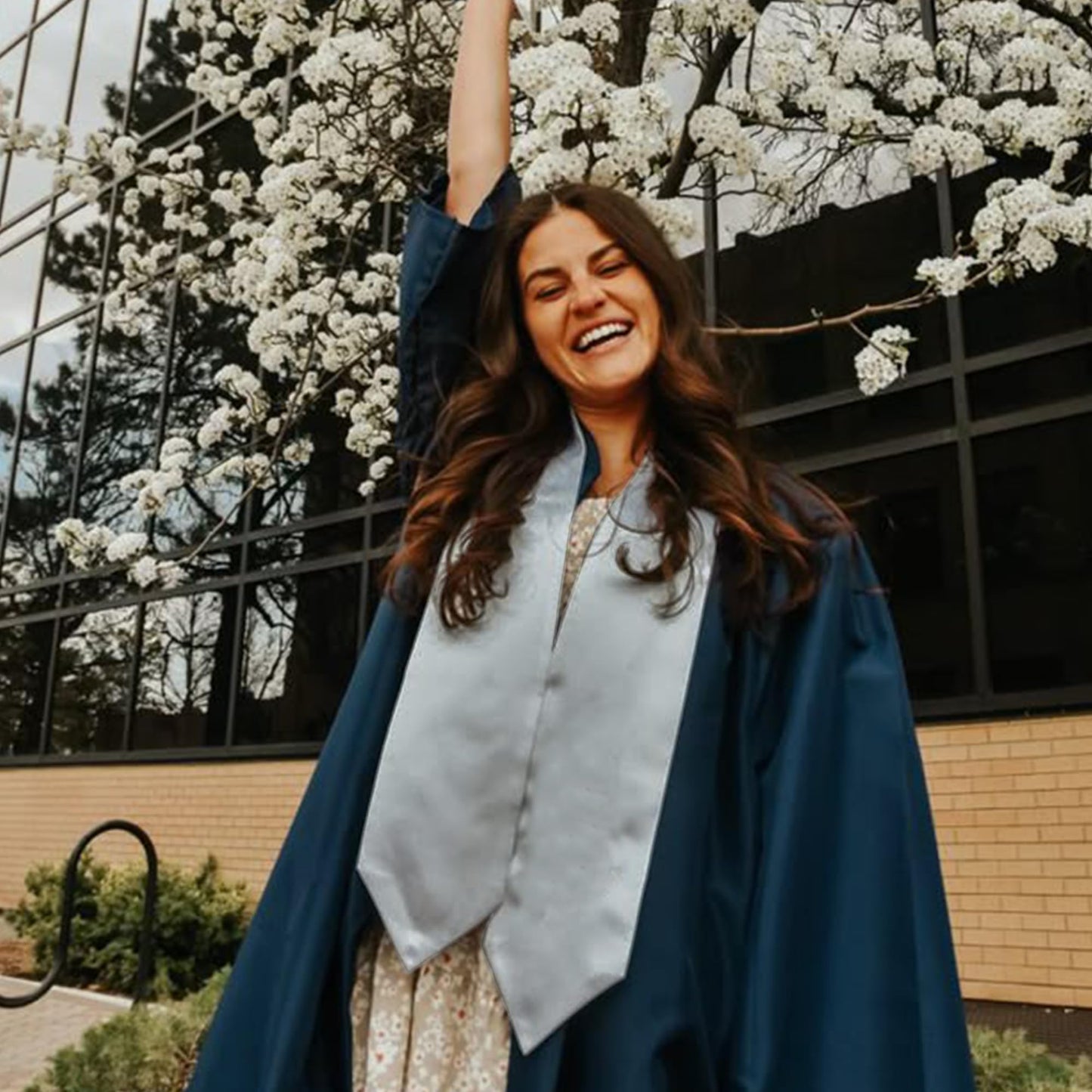 GraduationMall Unisex Adult Plain Graduation Stole 60" Silver