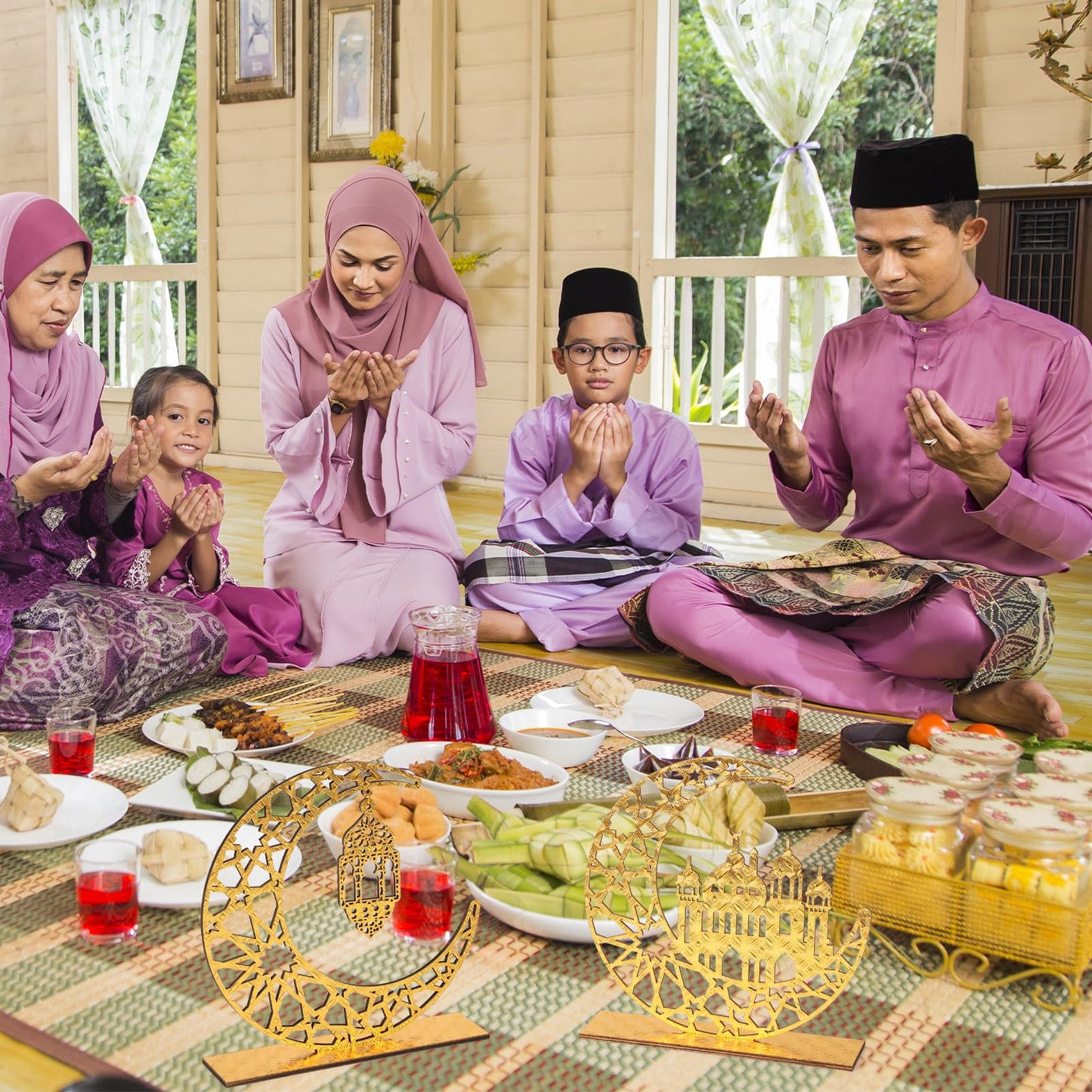 2 Pieces Wood Ramadan Decorations Islamic Eid Mubarak Kareem Table Sign Moon Hollow Star Ornament for Muslim Party Tabletop Decor Home Art Craft Decoration Golden Moon