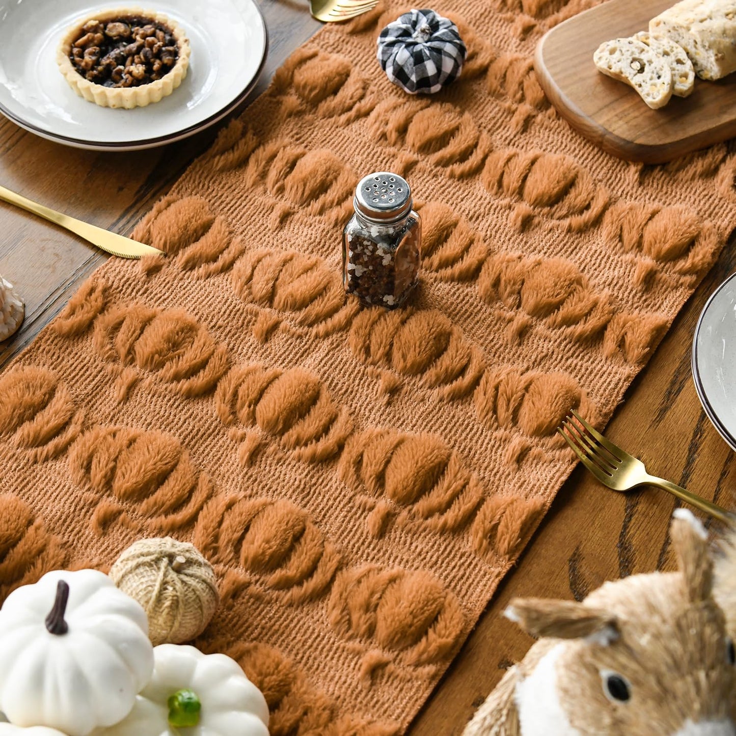 Caramel Soft Plush Faux Fur Jacquard Pumpkins Fall Table Runner, Seasonal Autumn Kitchen Dining Table Decoration for Home Party Decor 13x72 Inch
