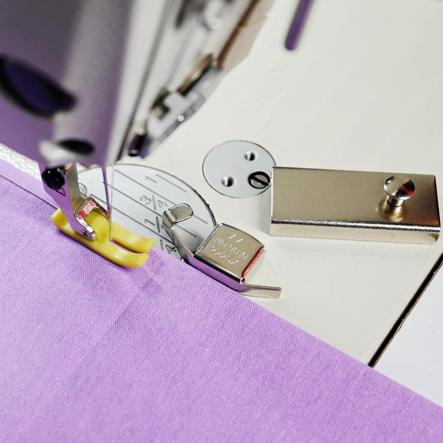 Magnetic Seam Guide for Sewing Machine,Guide Sewing Foot,Hem Guide,WENICE Sewing Machine Accessories 2Pcs
