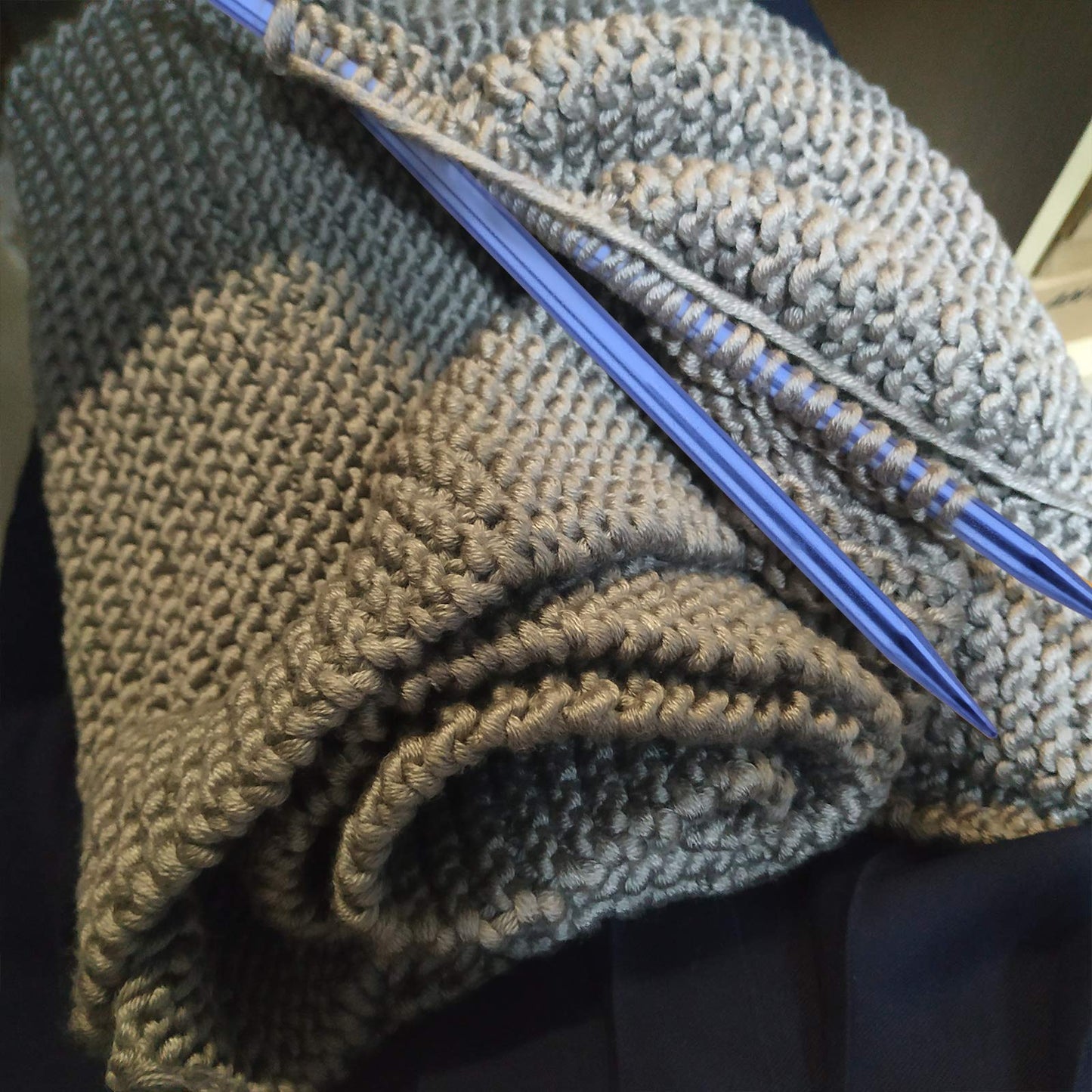 BCMRUN 28Pcs/14 Pairs Stainless Steel Knitting Needles Set, Colored Straight Single Pointed Metal Knitting Needles, 14 Size from 2.0mm-10.0mm, 13.8 Inches Length for Handmade DIY Knitting (35cm)